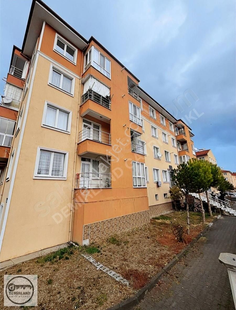Demirland'dan Kiralık Dumlupınar Mahallesin'de 2+0 Eşyalı Daire