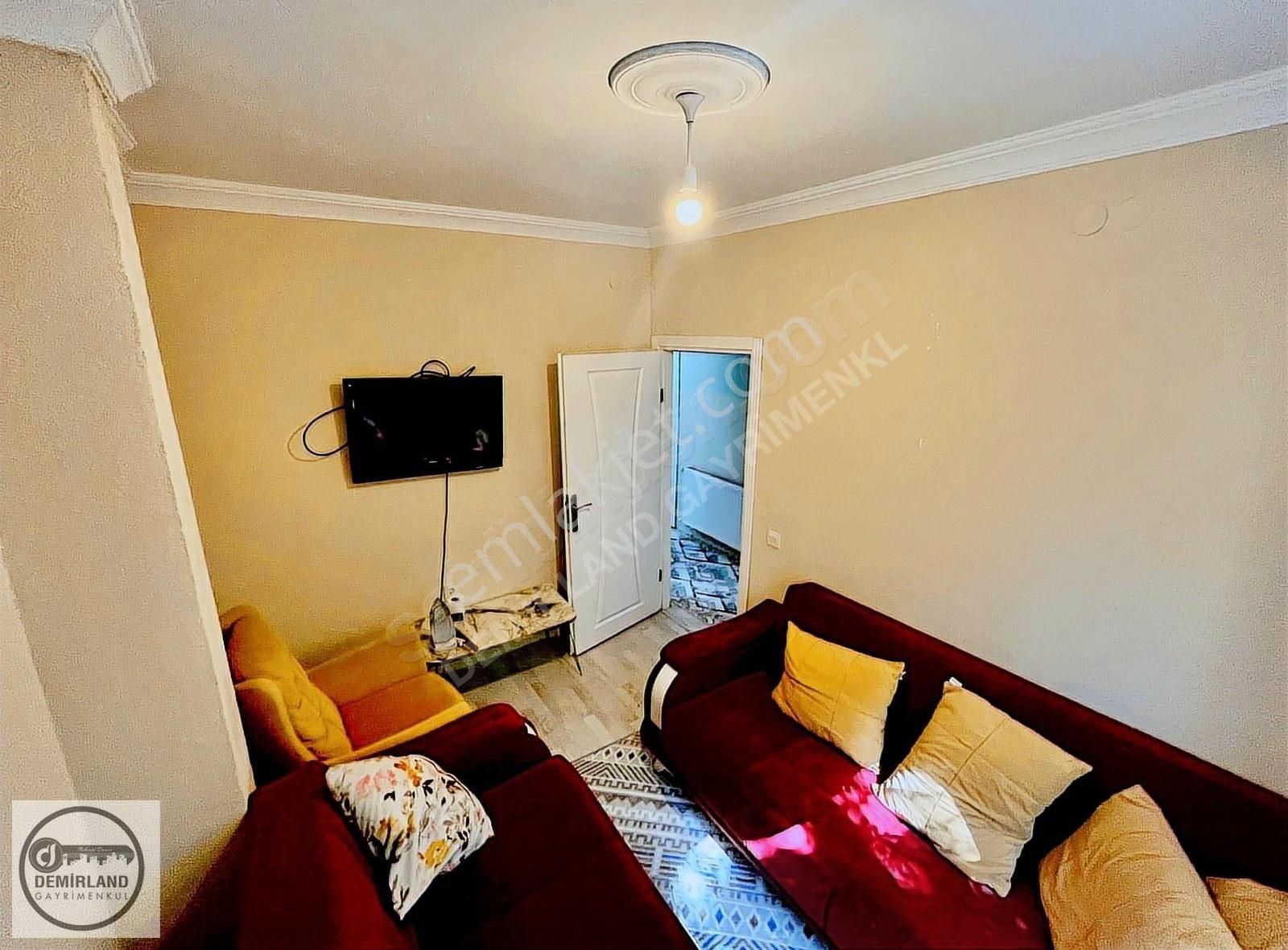 Demirland'dan 2+1 Merkezde Eşyalı Kiralık Daire