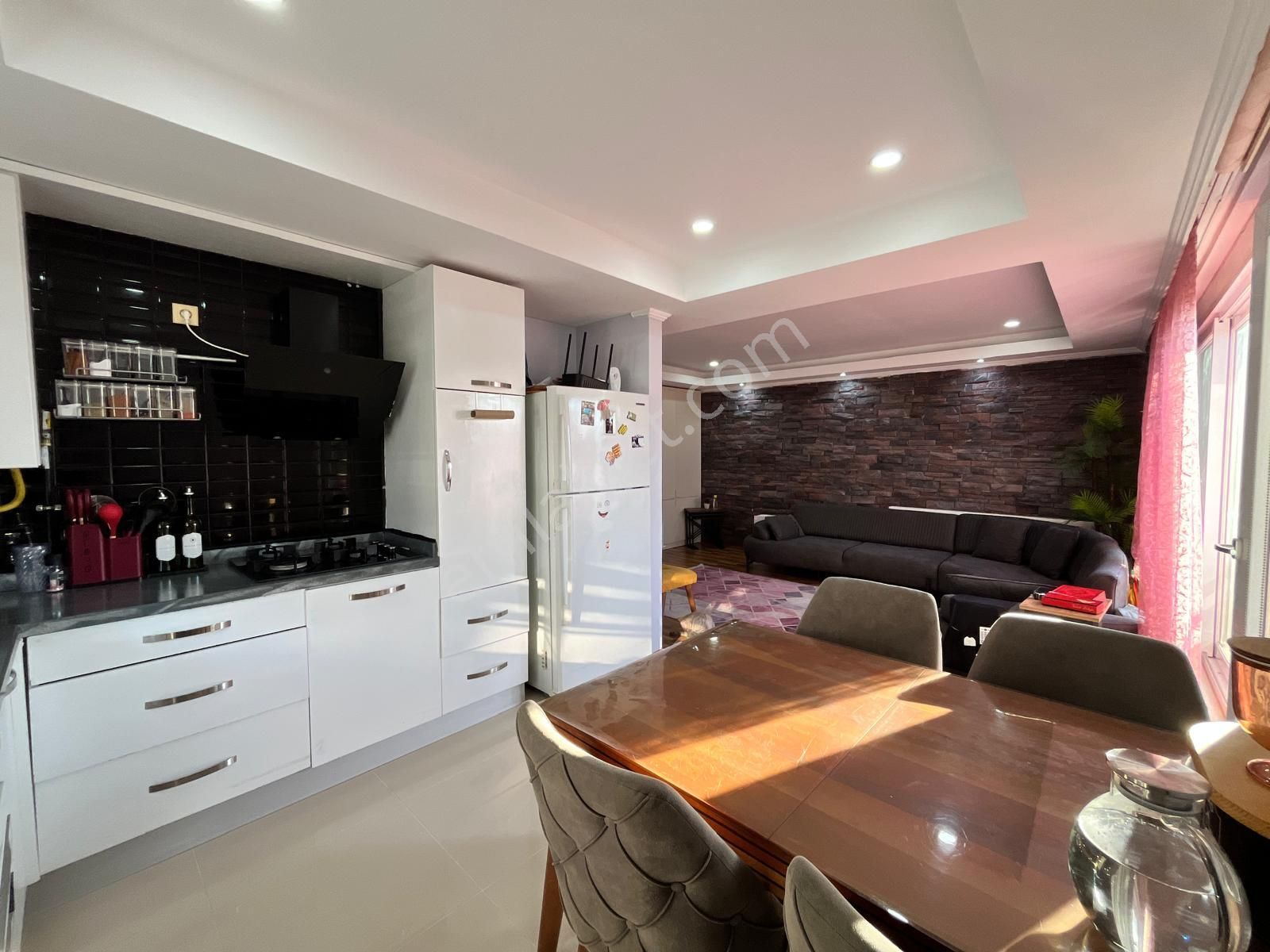 Açık Ve Kapalı Havuzlu Sitede, Doğalgazlı, İçi Yapılı 2+1 Rus Okulu Karşısı - Görsel 8