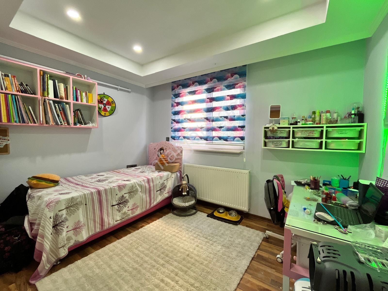 Açık Ve Kapalı Havuzlu Sitede, Doğalgazlı, İçi Yapılı 2+1 Rus Okulu Karşısı - Görsel 24