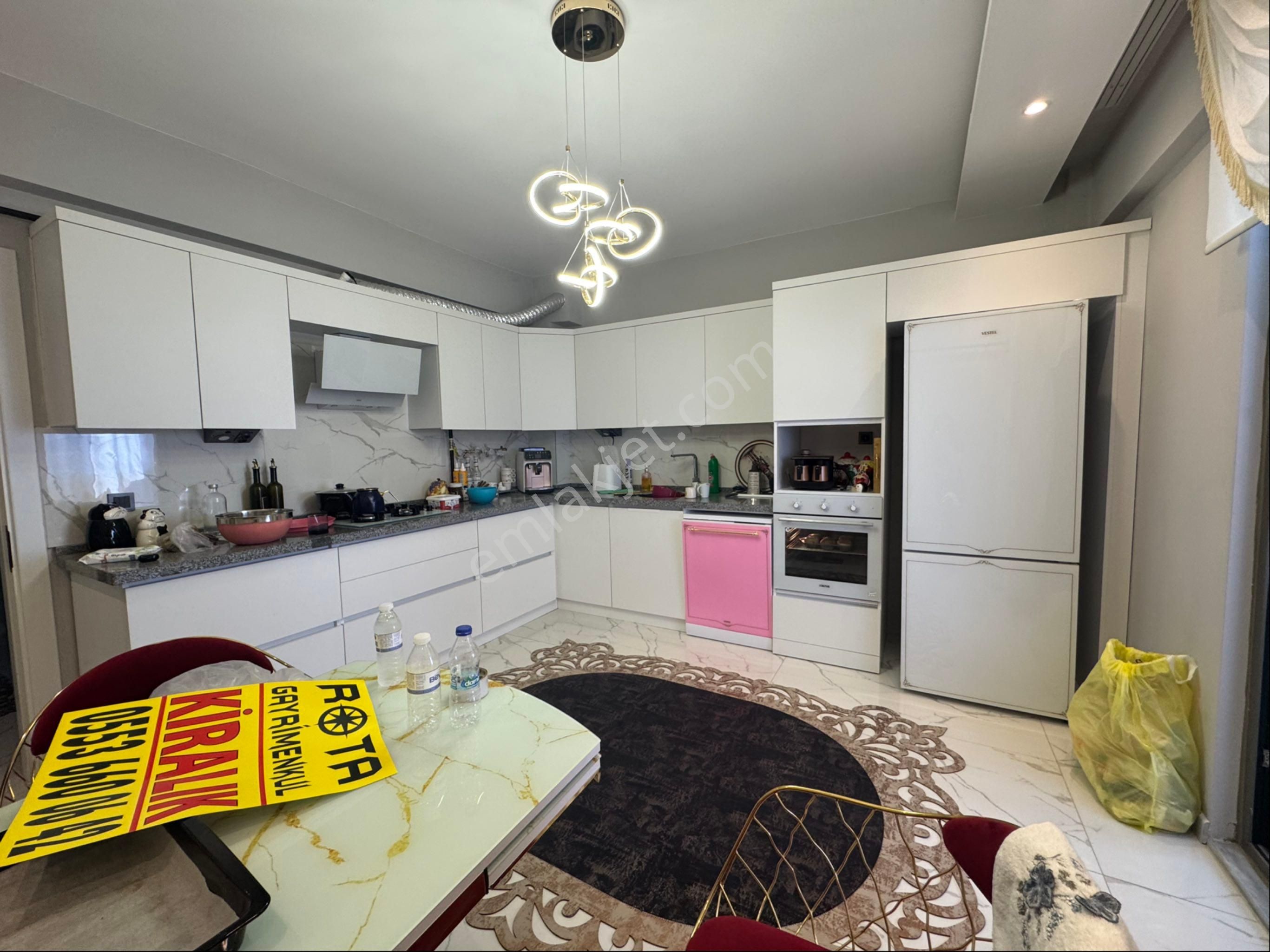 Rotadan Kiralık Batışehir Konutlarında Daire