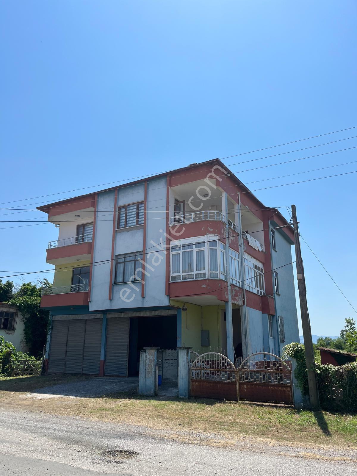 Görgülü Emlaktan Satılık Arsa Ve Müstakil Ev Asvalta Cephe - Görsel 12