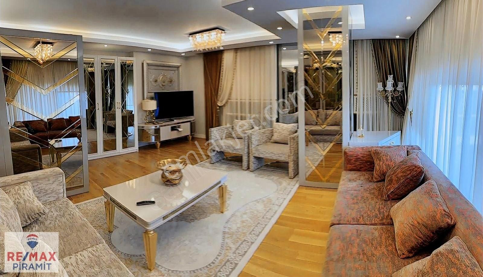 Salacak Sahilde Yol Yalı Dairesi Full Eşyalı-eşyasız