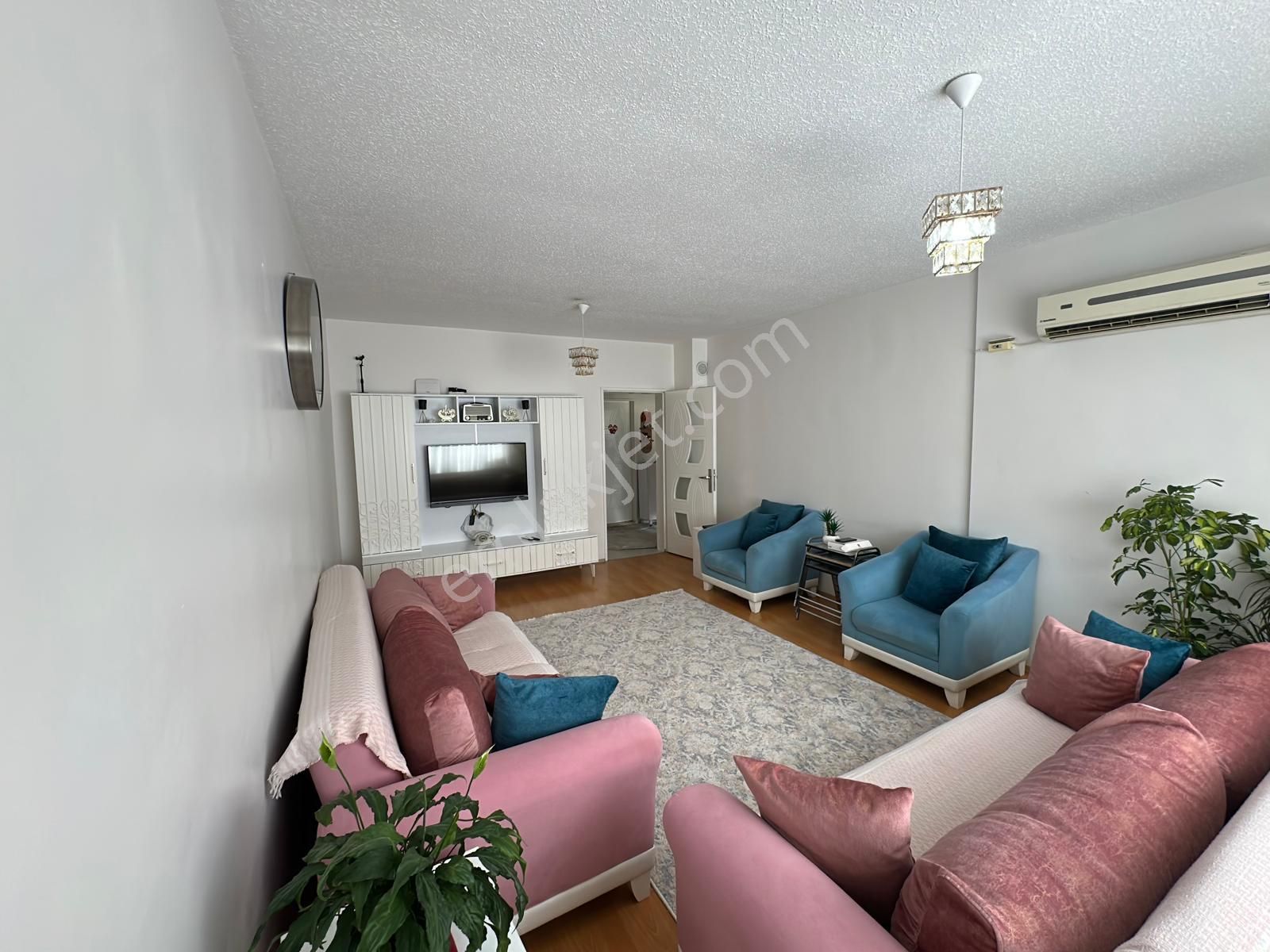 Seyrantepe Toplukonutta Satılık 3+1 Firsat Ara Kat Daire