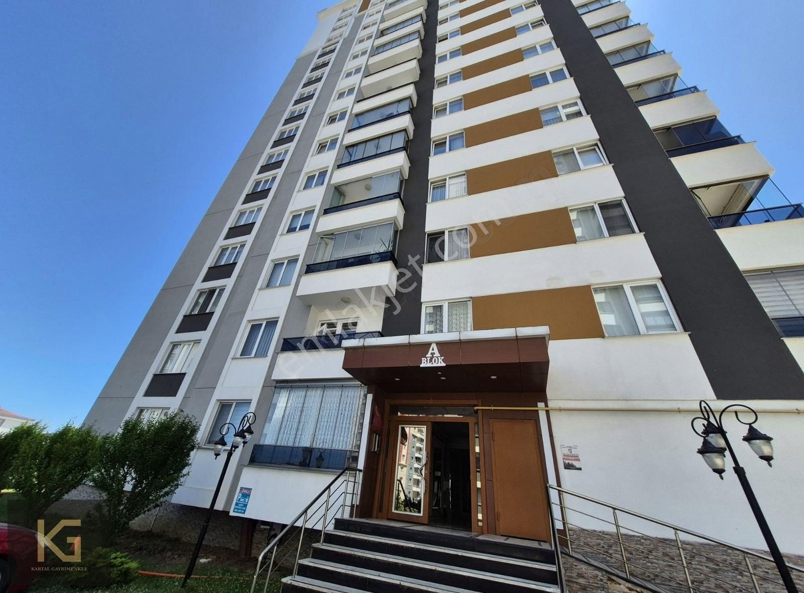 Dolunay Mahallesinde Prestij Konutlarında Daire