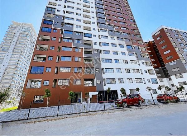 Parla'dan Forum'a Yürüme Mesafesinde 2+1 Lüx Havuzlu Daire - Görsel 17