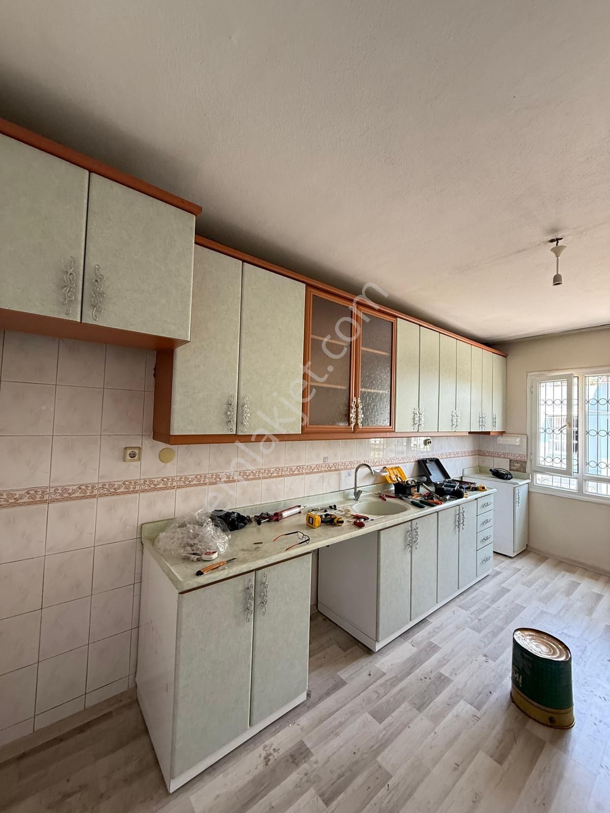 Lavinia'dan Barış'da 3'cepheli Parkeli 2+1 Kiralık Müsatkil