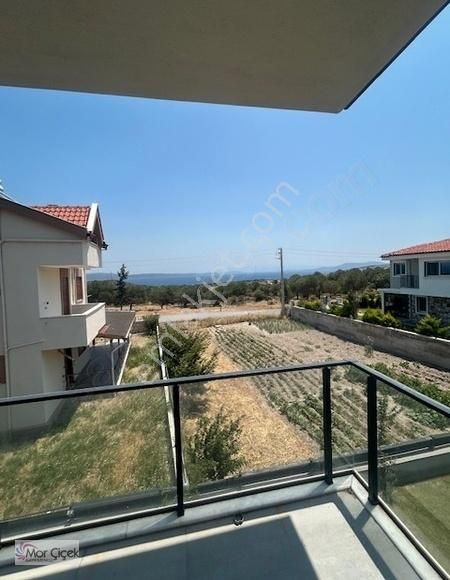 Morçiçek'ten Mordoğan'da Deniz Manzaralı Sıfır Lüks Müstakil 3+1 - Görsel 3