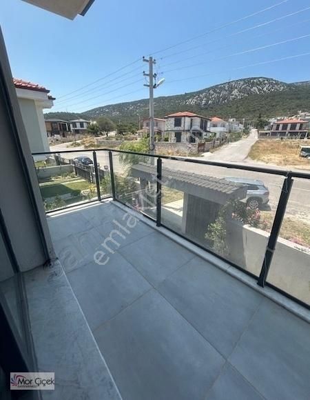 Morçiçek'ten Mordoğan'da Deniz Manzaralı Sıfır Lüks Müstakil 3+1 - Görsel 10