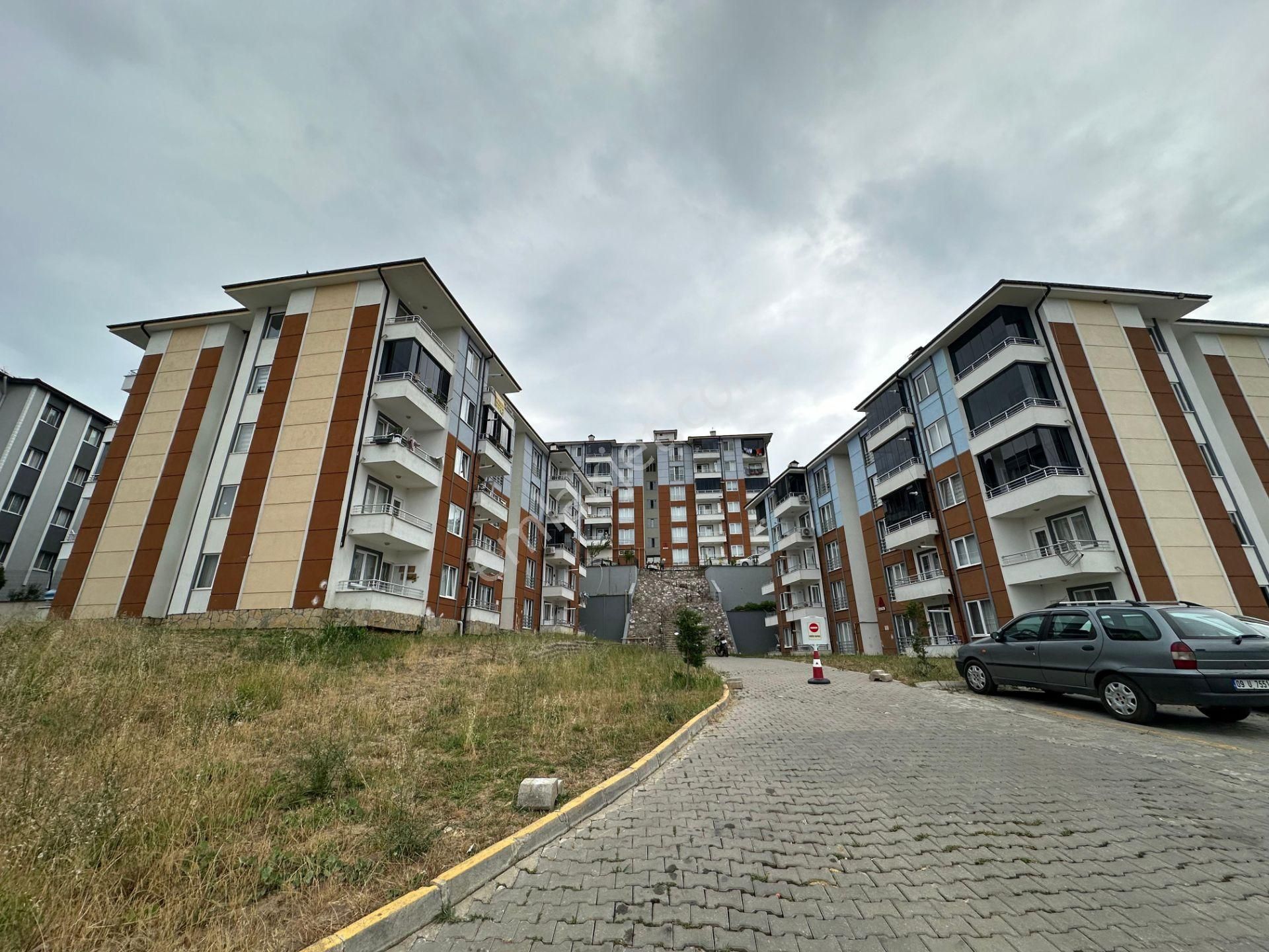 Korucuk'ta Site İçi 3+1 Asansörlü Ara Kat Kiralık Daire - Turgut Gayrimenkul