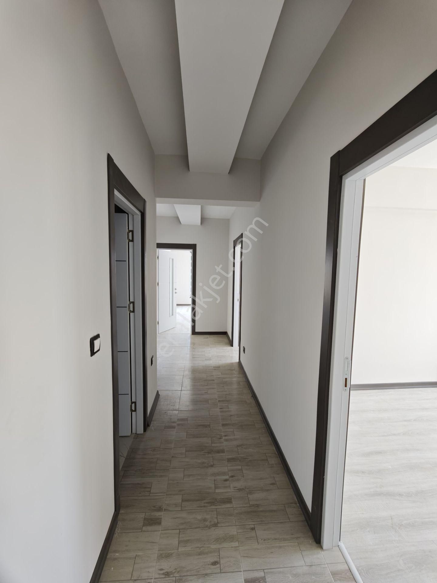 Bahçelievler Mah. Kombili Kısa Katlı Giy. Odalı Kaçmaz Daire - Görsel 4