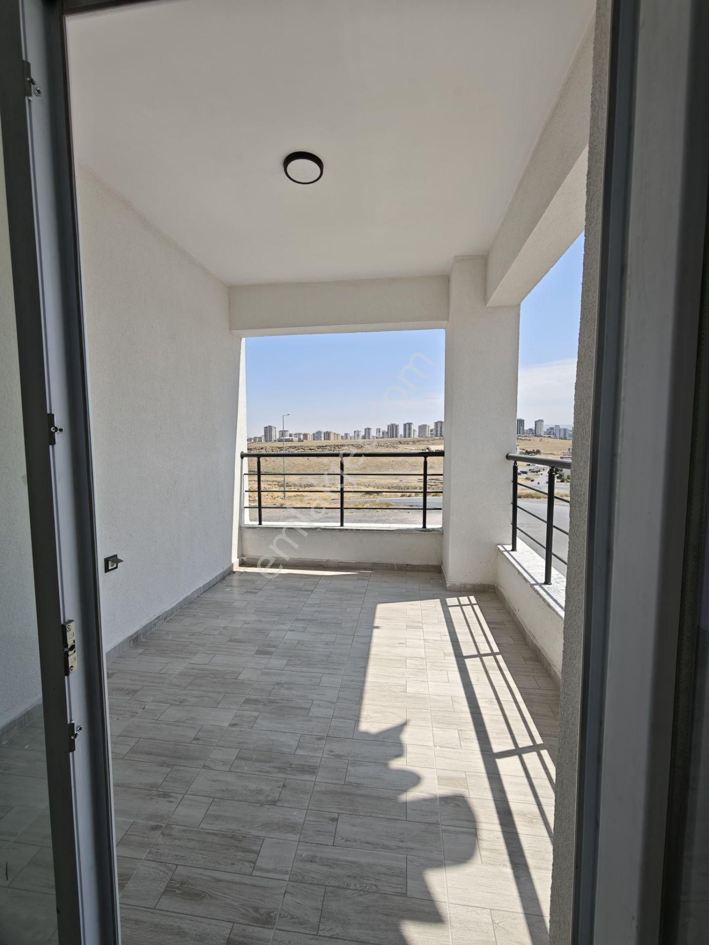 Bahçelievler Mah. Kombili Kısa Katlı Giy. Odalı Kaçmaz Daire - Görsel 13