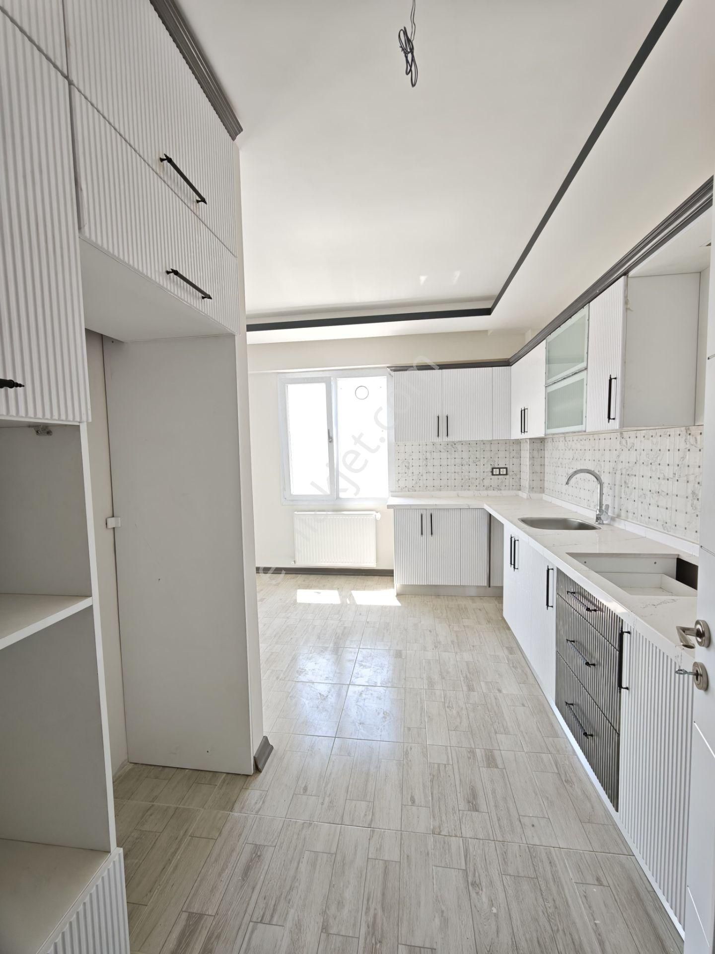 Bahçelievler Mah. Kombili Kısa Katlı Giy. Odalı Kaçmaz Daire - Görsel 10