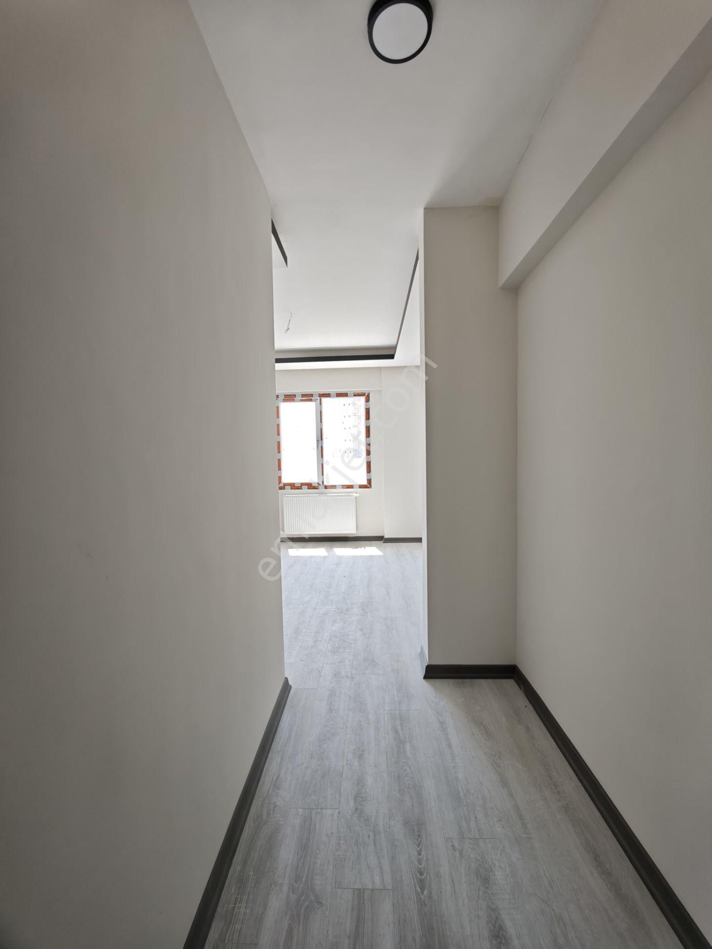 Bahçelievler Mah. Kombili Kısa Katlı Giy. Odalı Kaçmaz Daire - Görsel 25