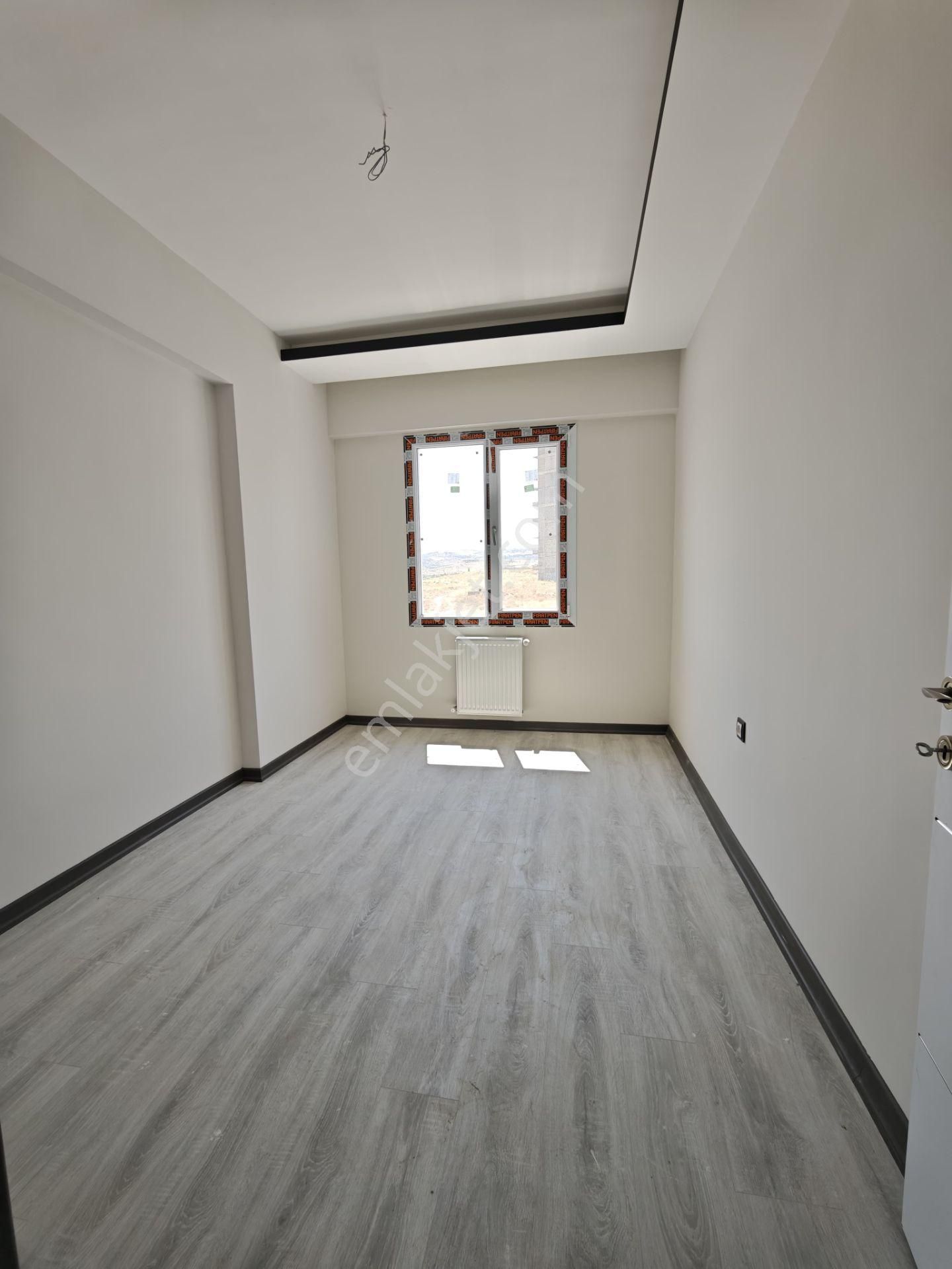 Bahçelievler Mah. Kombili Kısa Katlı Giy. Odalı Kaçmaz Daire - Görsel 22