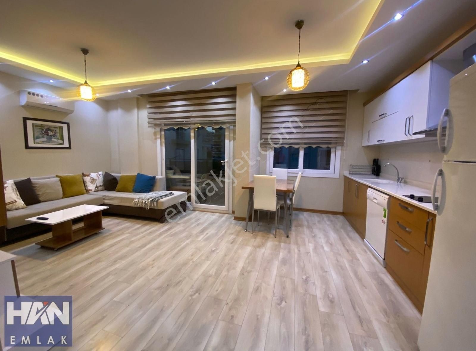 Han Emlaktan Viranşehir De Merkezi Konum Eşyalı Satılık 1+1