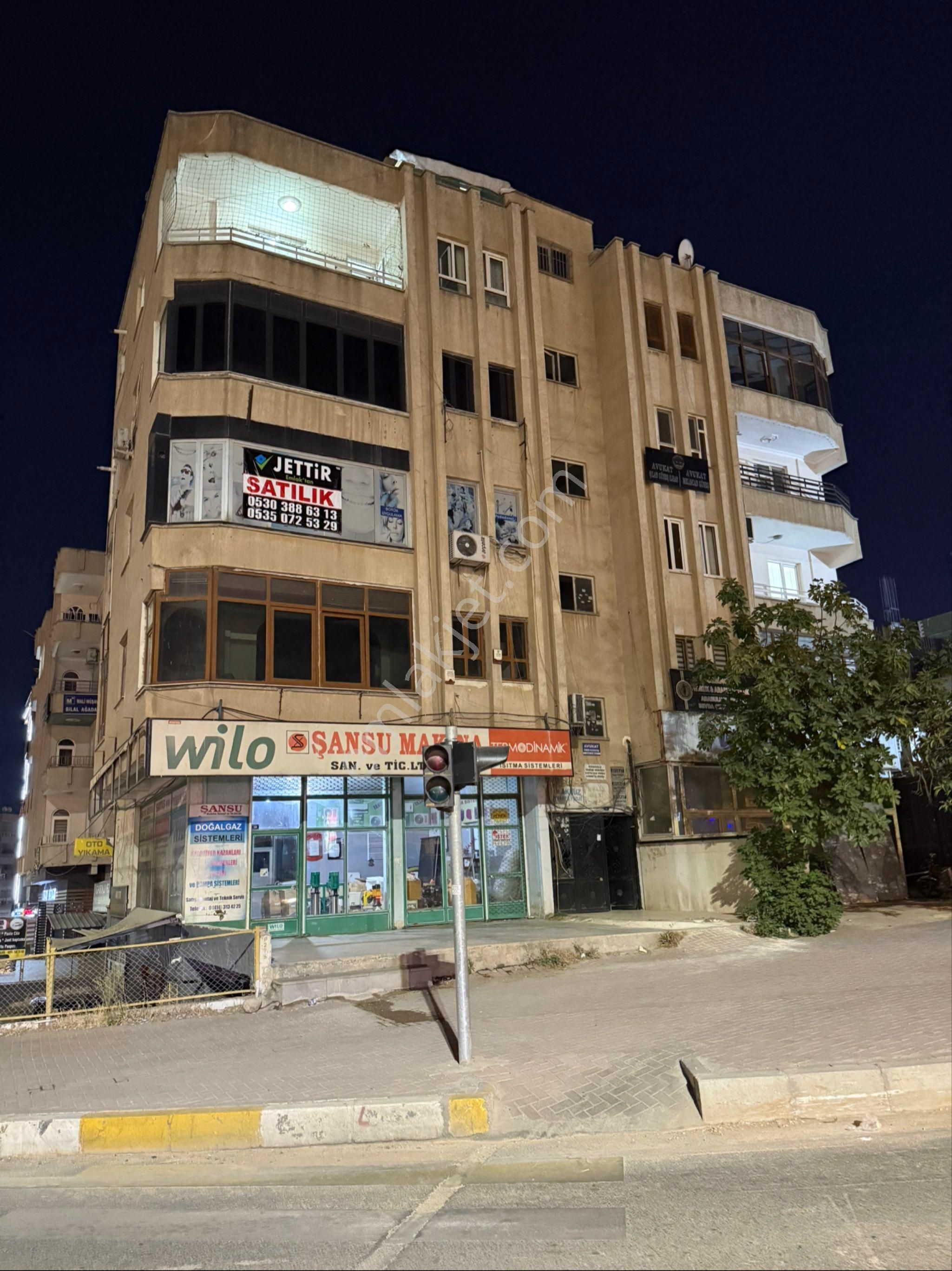 Jettir’den Satılık 3+1 Ofis Ara Kat Uçaksafarda Göbeginde