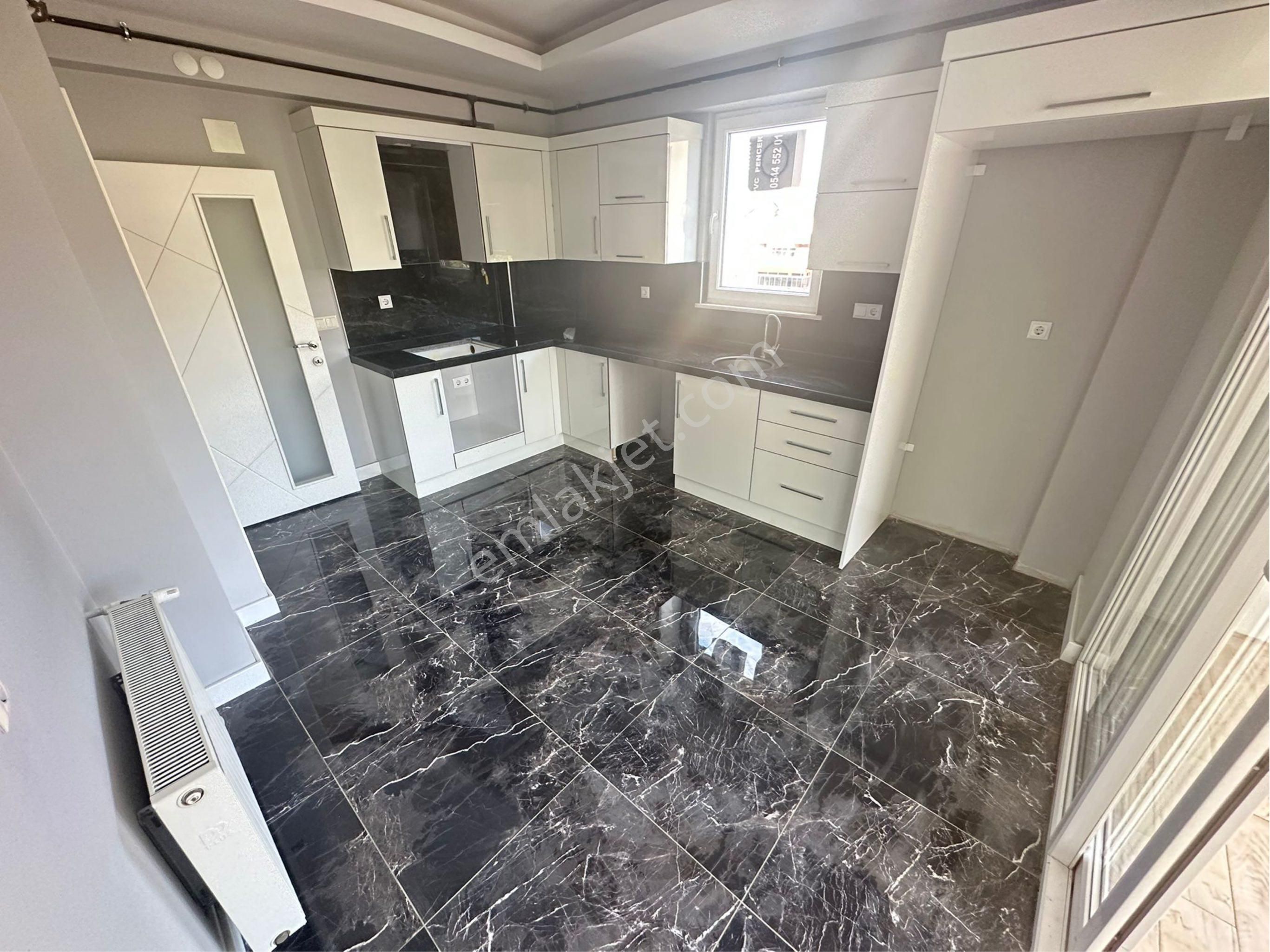 Doğan Emlak Group’tan İlkadım Derebahçe Mh.3+1 3.kat 5yıllık Site İçi
