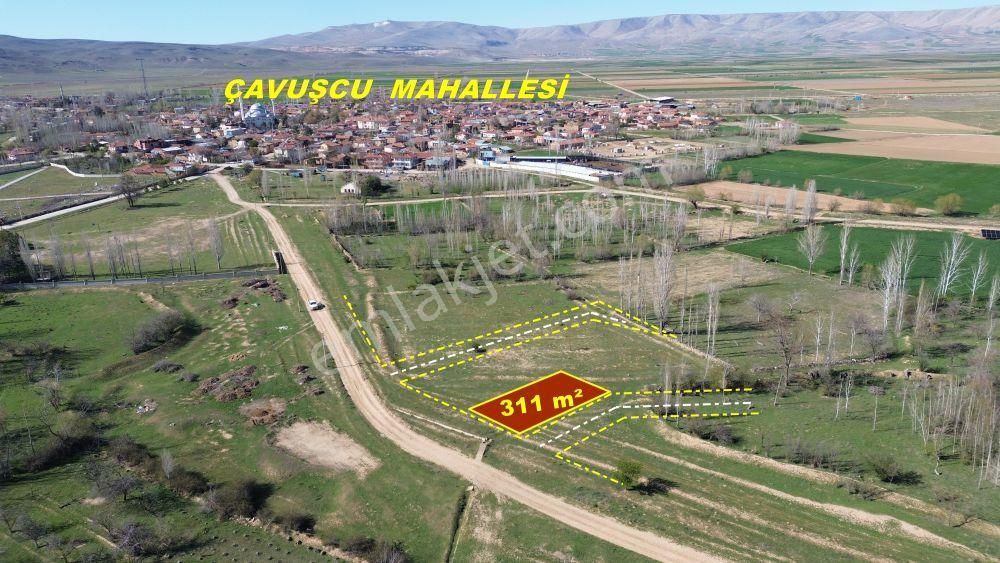 Konya / Ilgın / Çavuşcu Mahallesinde 311 M² Müstakil Tapulu Konut İmarlı Arsa