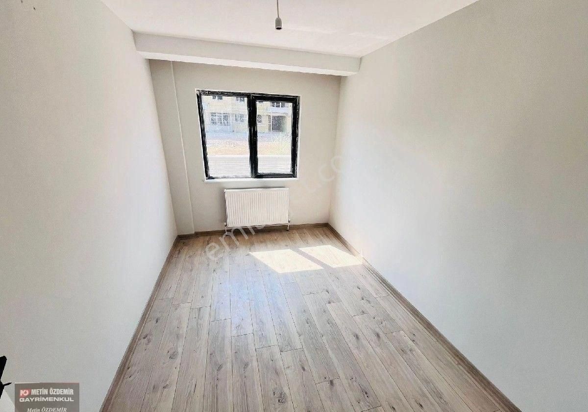 Sincan Yenikent Menderes Mahallesinde Giriş Kat 3+1 Daire - Görsel 13