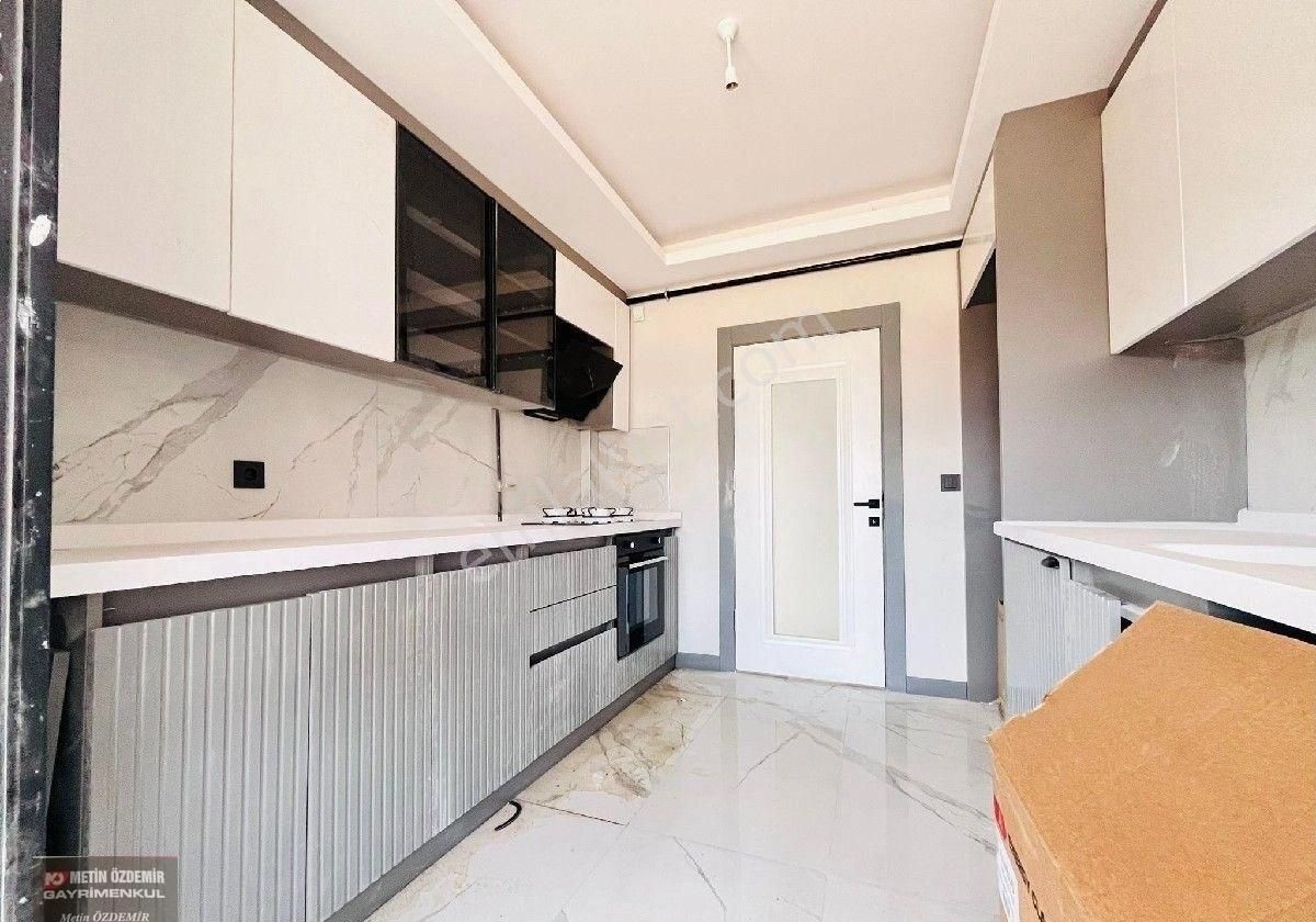 Sincan Yenikent Menderes Mahallesinde Giriş Kat 3+1 Daire