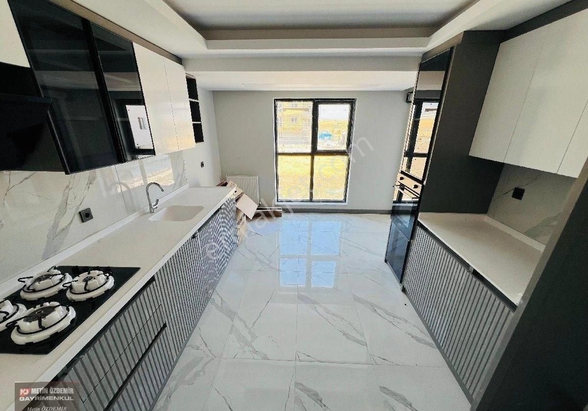 Sincan Yenikent Menderes Mahallesinde Full Yapılı 3+1 Daire