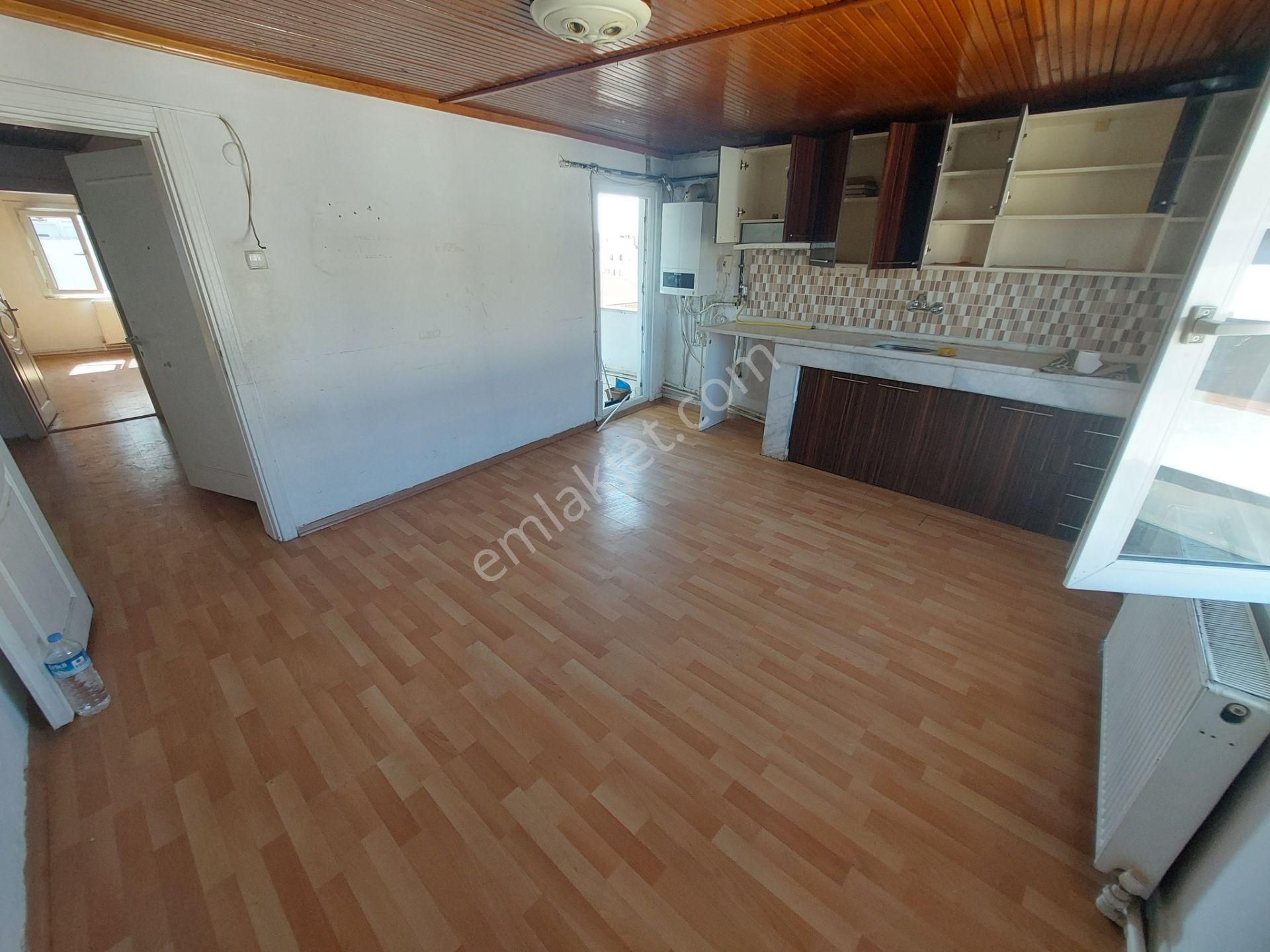 Engin Emlak'tan Kiralık 4.kat 2+1 Konuma Bakınız Lütfen