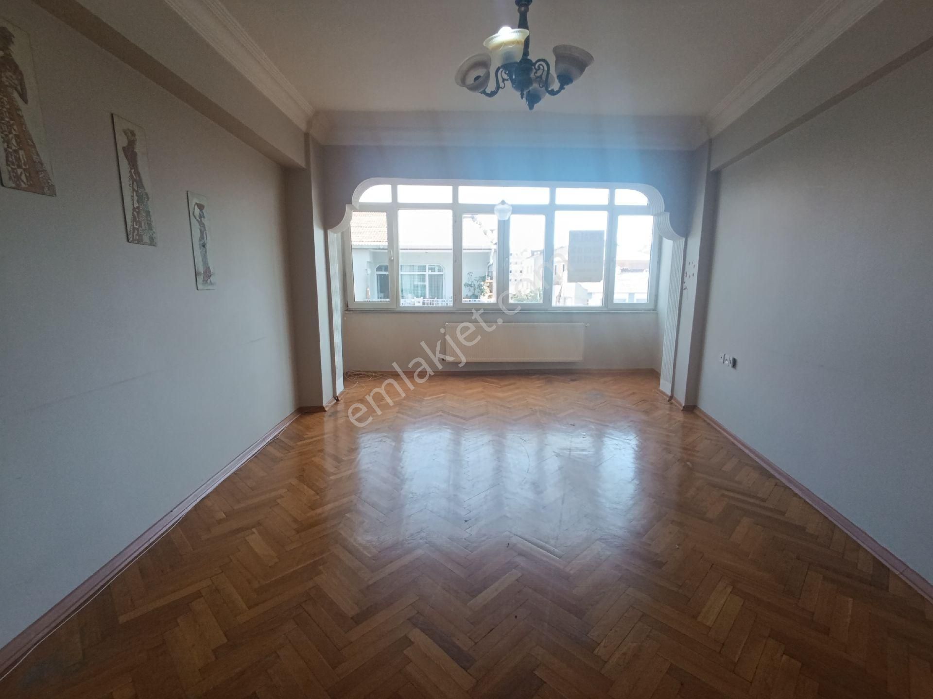 Gaziosmanpaşa'da Kiralık 240m2 4+2 Dubleks