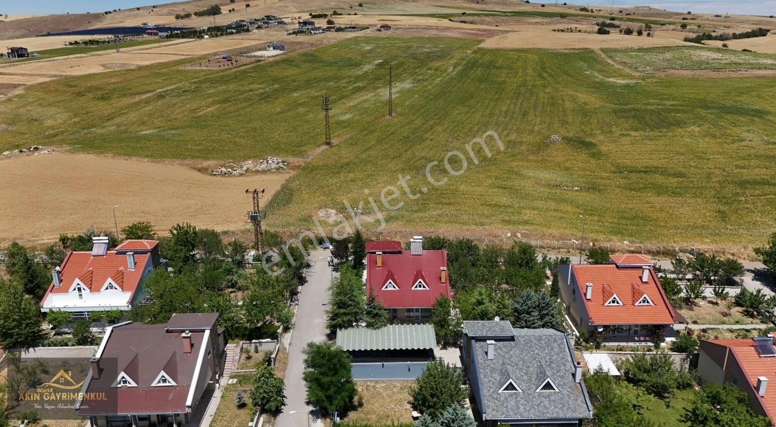 Oyacada Sitede Güzel Konumda 4+2 Villa - Görsel 28