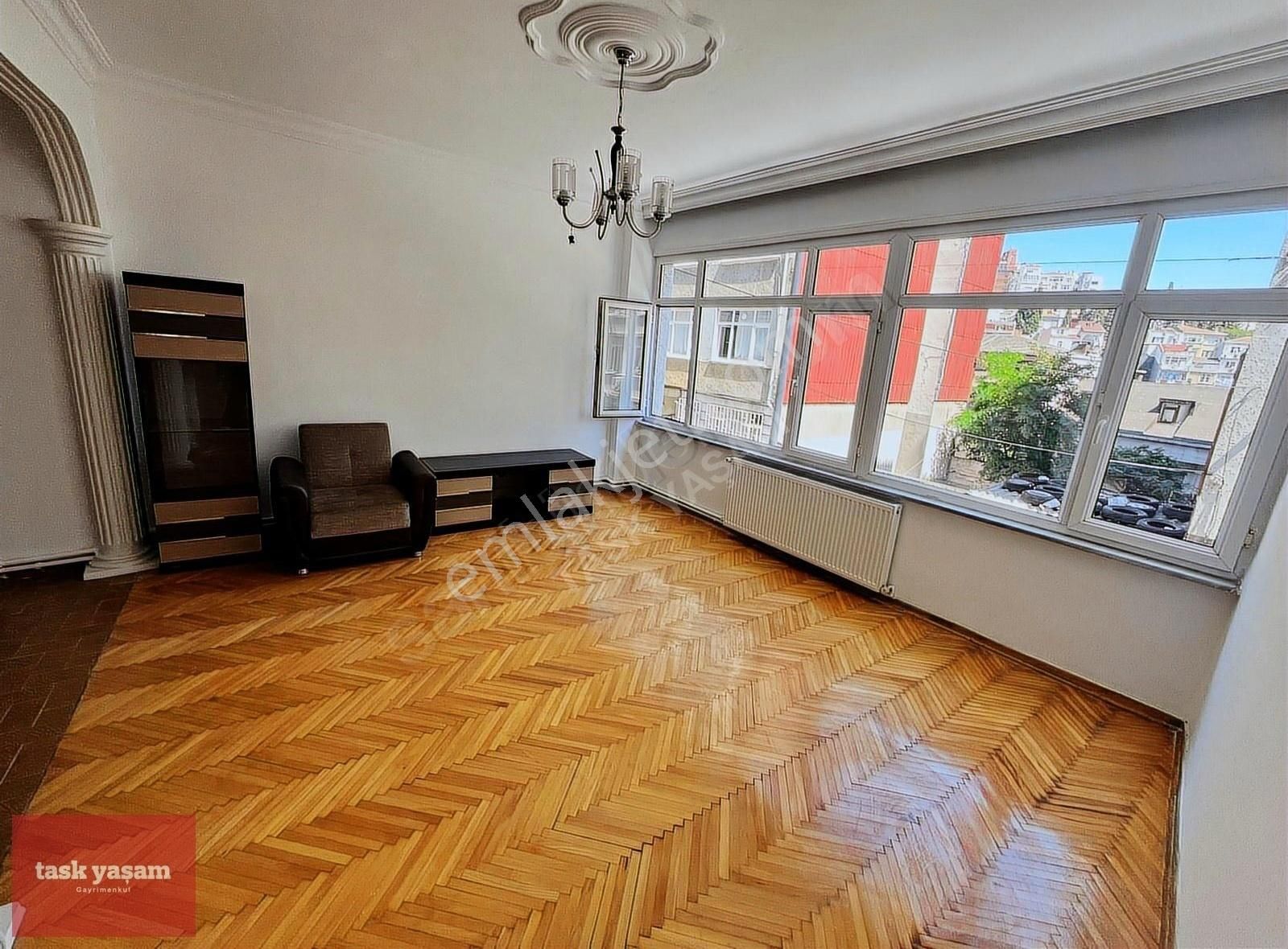 Halaskargazi Caddesine Yürüme Mesafesi 2+1 Kiralık Daire