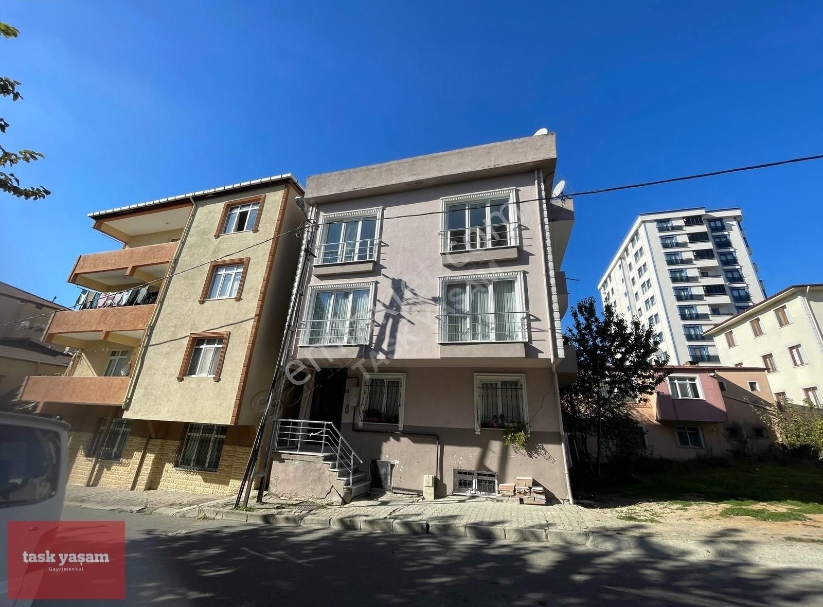 Tuzla Şifa Mahallesinde 3+1 Kiralık Daire