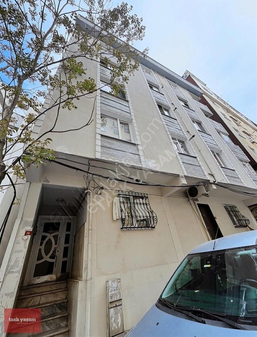 Mecidiyeköy Metrobüse 5 Dk 2+1 Geniş Ferah Satılık Daire