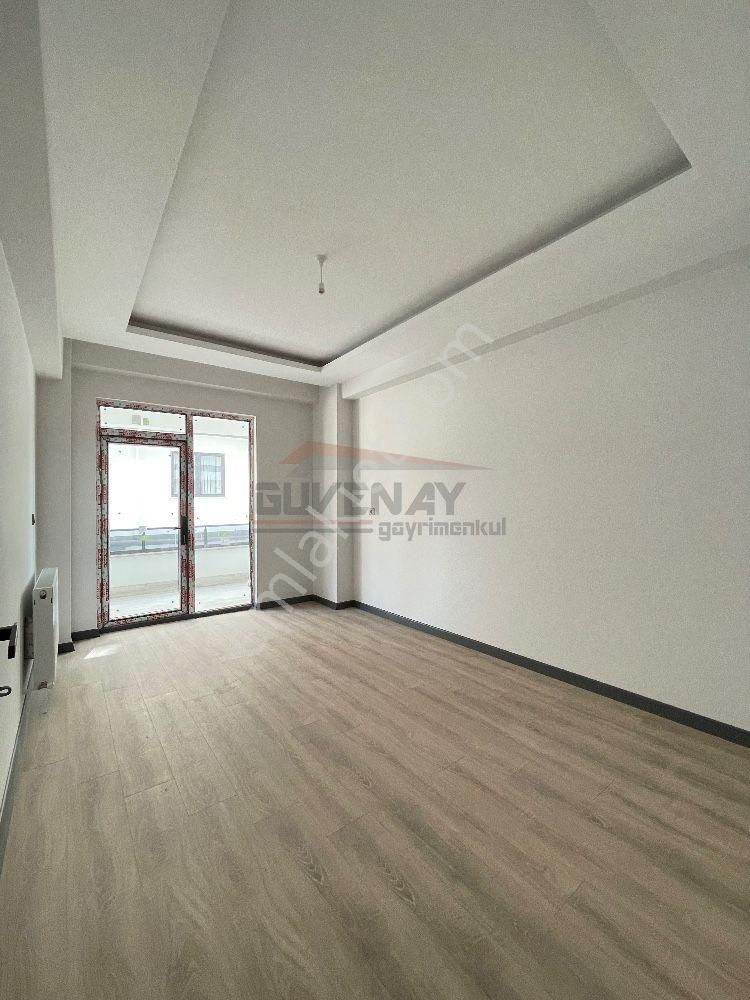 Güvenay – Çorum Lozan Evler Arkası – 3+1 Ara Kat Satılık Daire