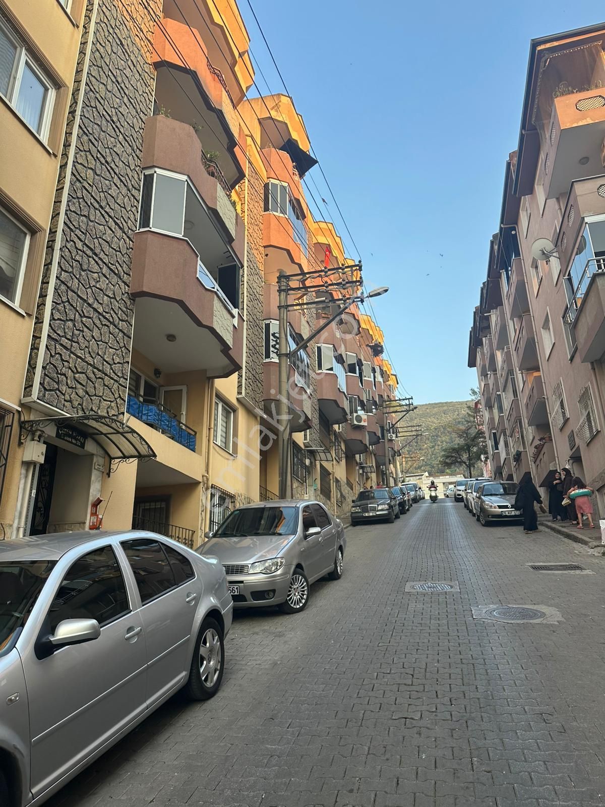 Mollaarap Mh.çimen Sitesinde Manzaralı 3+1 130 M2 Satılık Daire