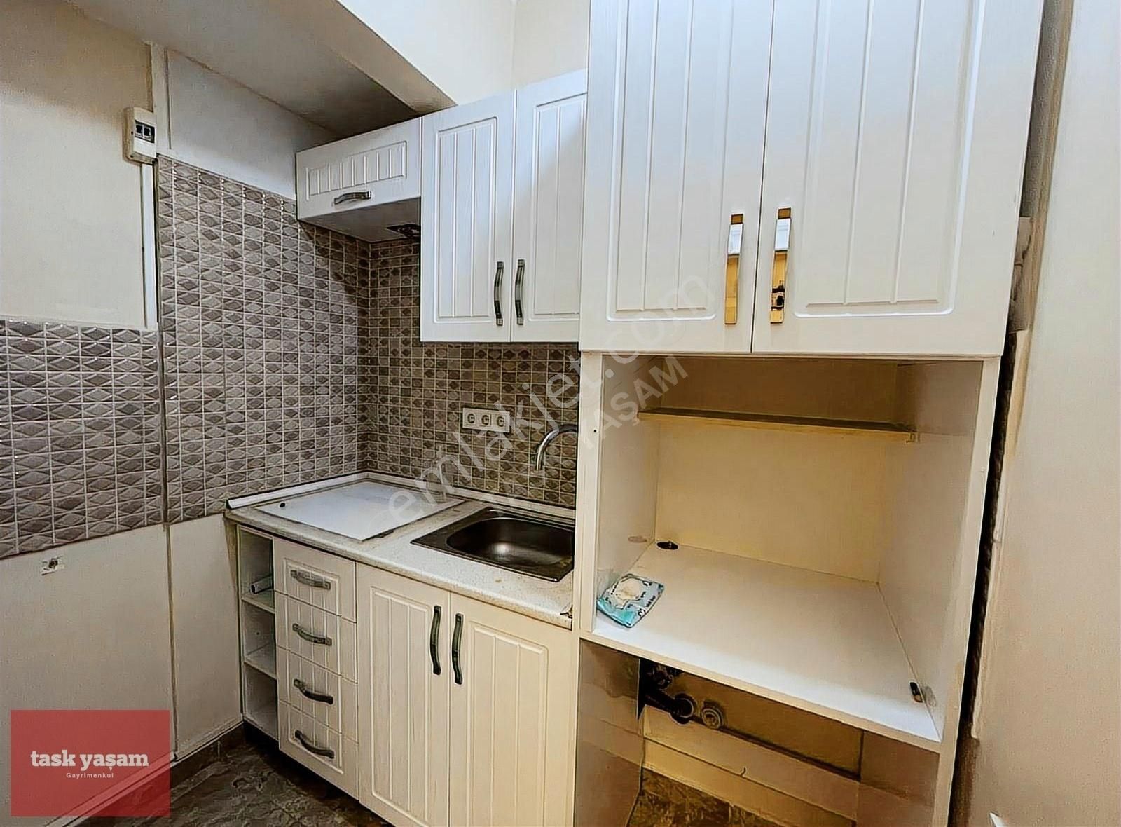 Nişantaşı Valikonağı Caddesi'nde Ferah 3+1 Satılık Daire - Görsel 8