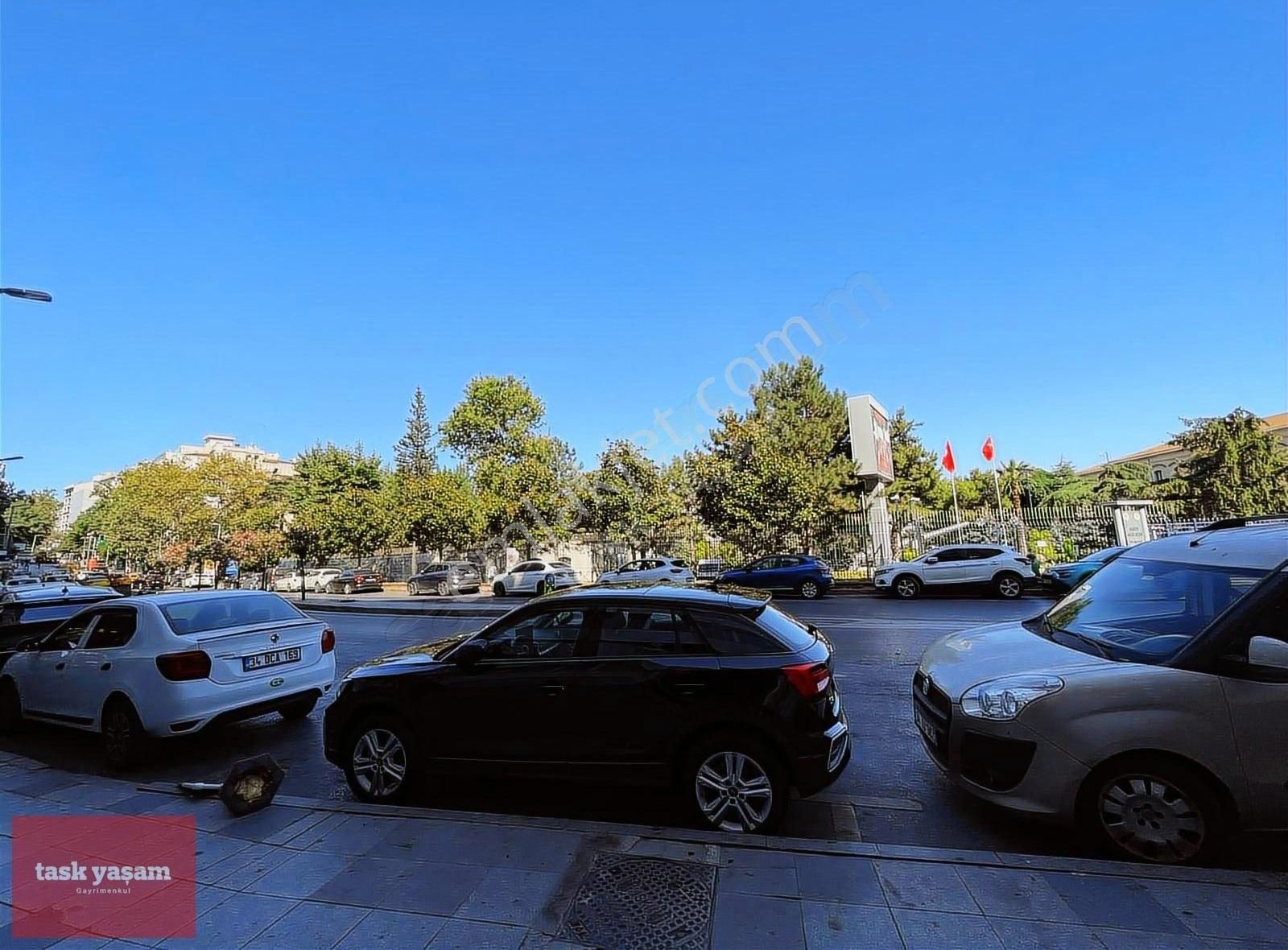 Nişantaşı Valikonağı Caddesi'nde Ferah 3+1 Satılık Daire - Görsel 11