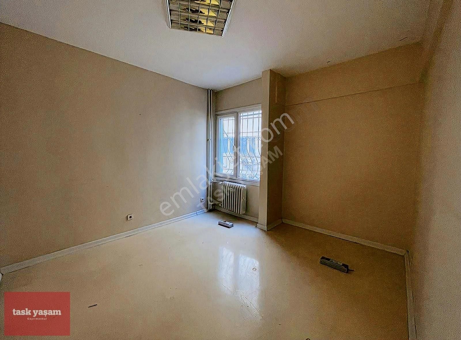 Nişantaşı Valikonağı Caddesi'nde Ferah 3+1 Satılık Daire - Görsel 5