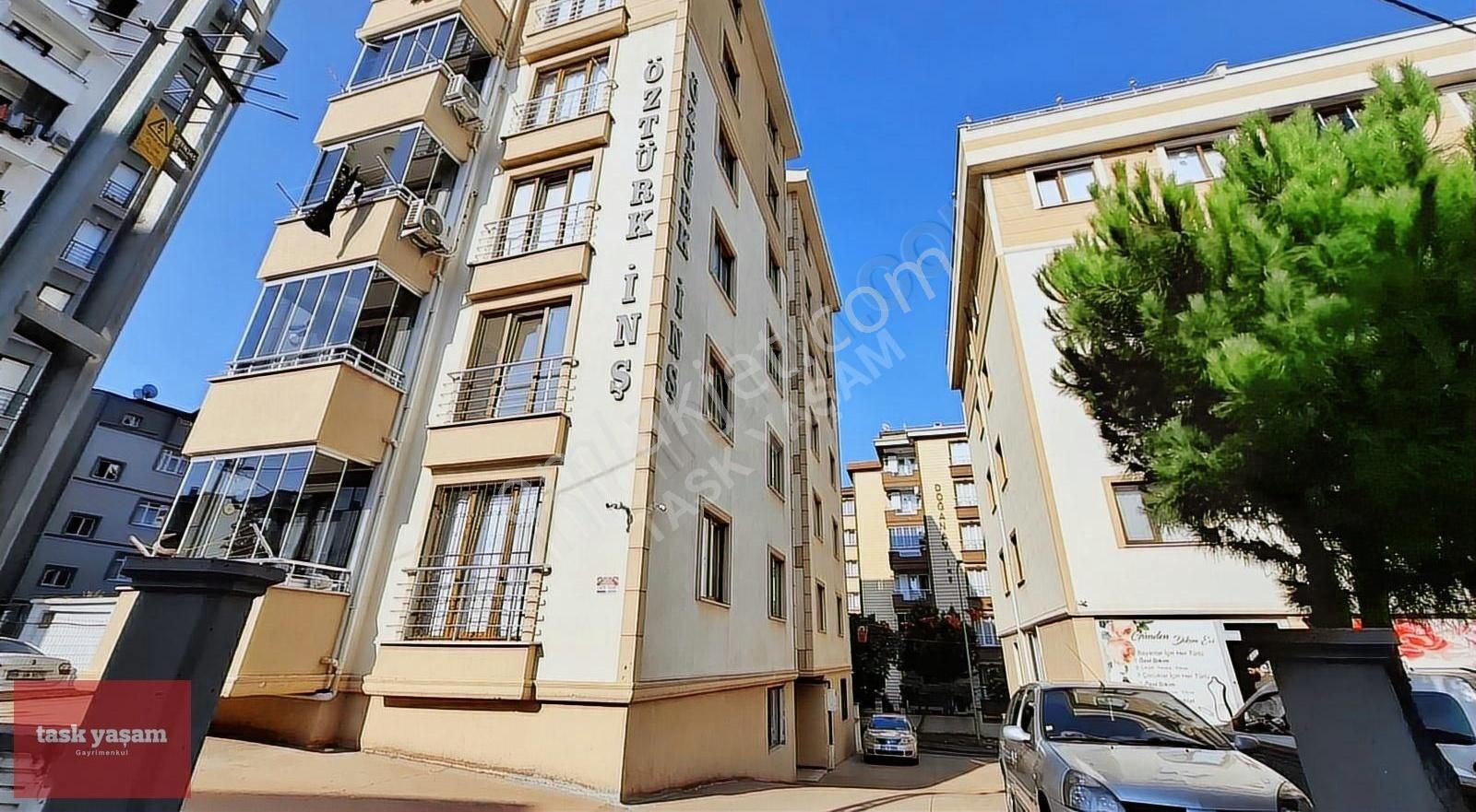 Tuzla Şifa Mahallesinde Merkezi Konumda 2+1 Kiralık Daire