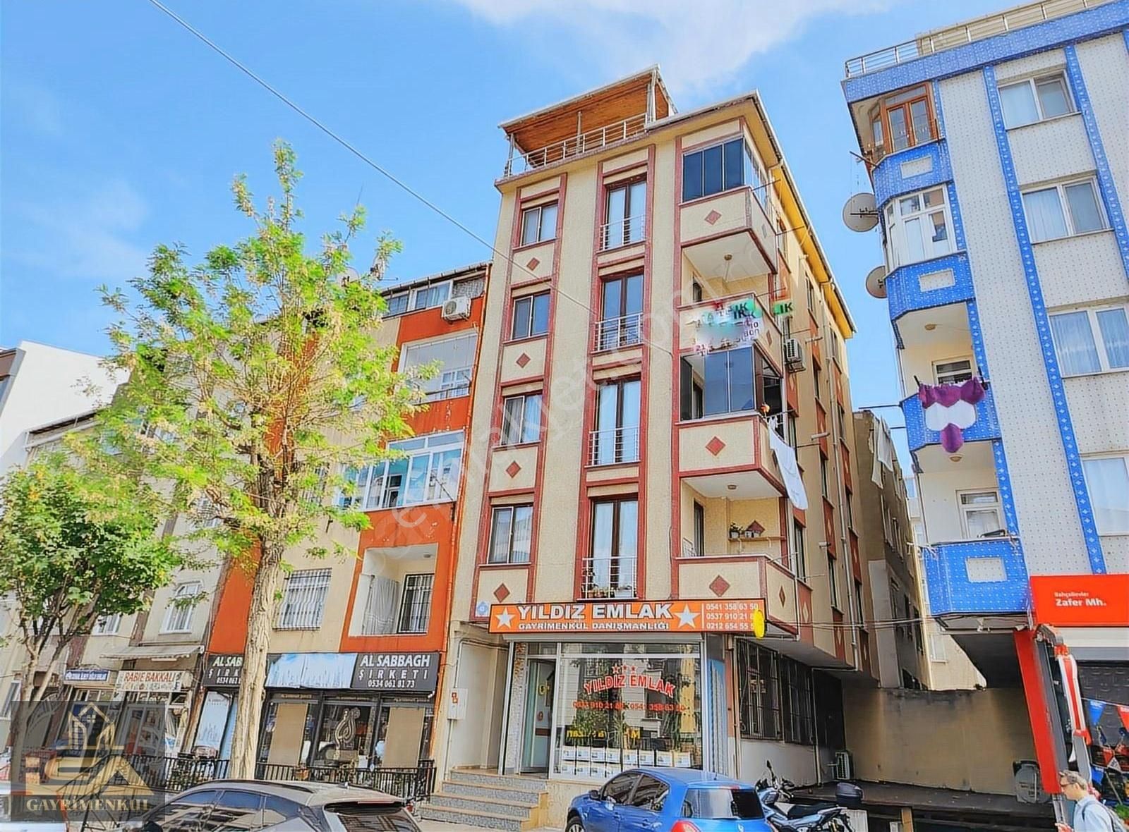 İsa Dan Necipfazıl Cadde Üzerinde 2+1 Boş Masrafsız Arakat