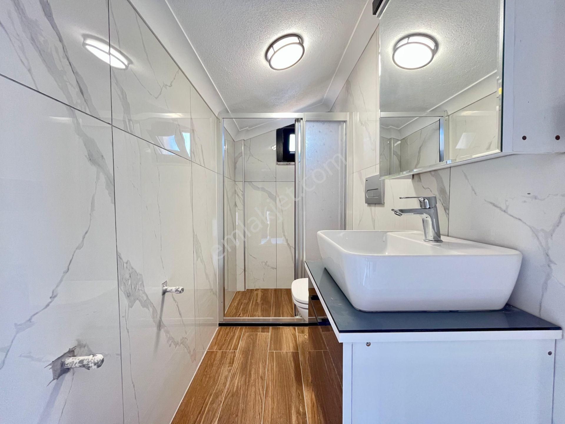 Sezgin Emlak'tan Güre'de 6+1 Deniz Manzaralı Satılık Lüx Triplex - Görsel 16