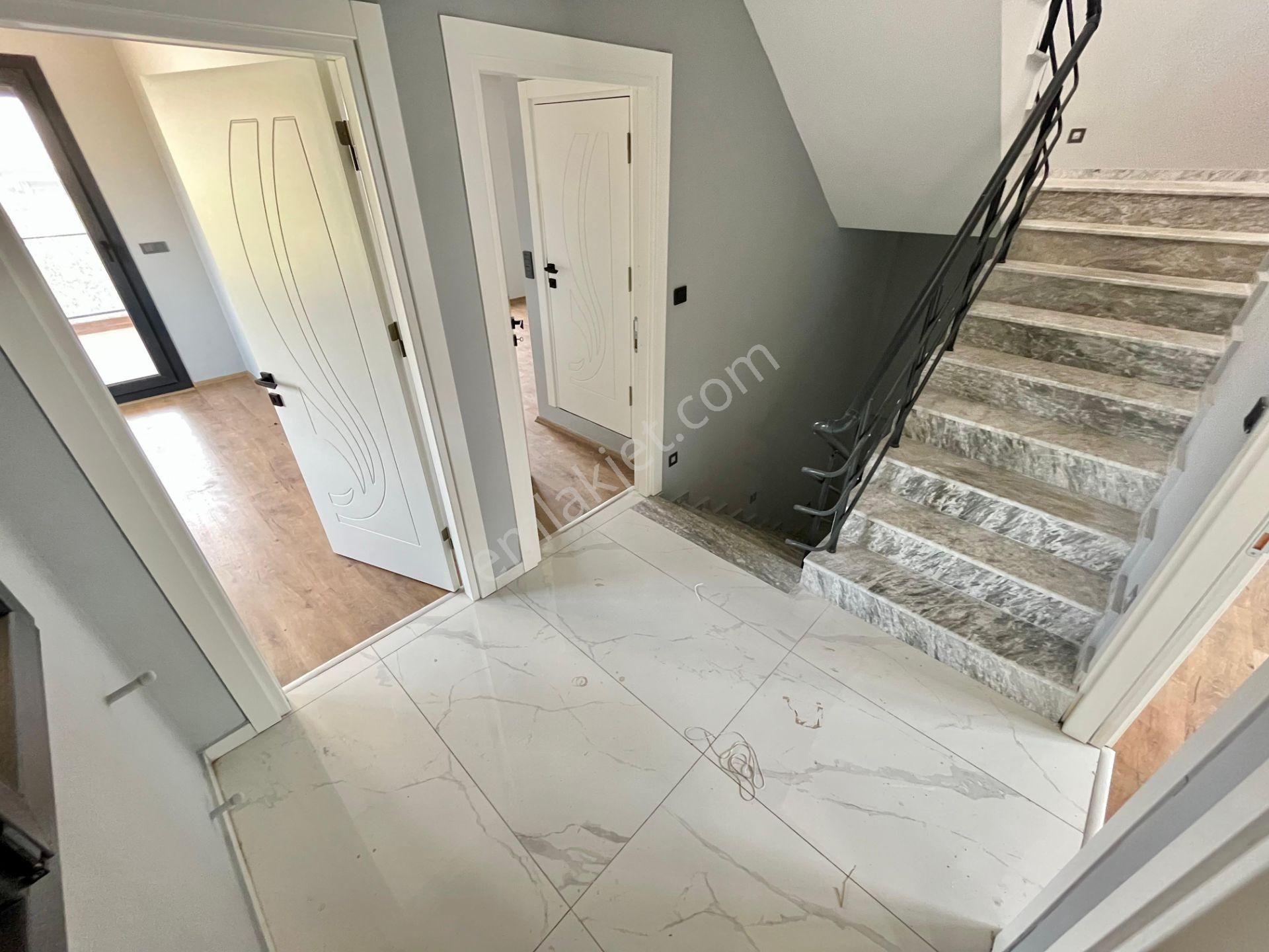 Sezgin Emlak'tan Güre'de 6+1 Deniz Manzaralı Satılık Lüx Triplex - Görsel 34