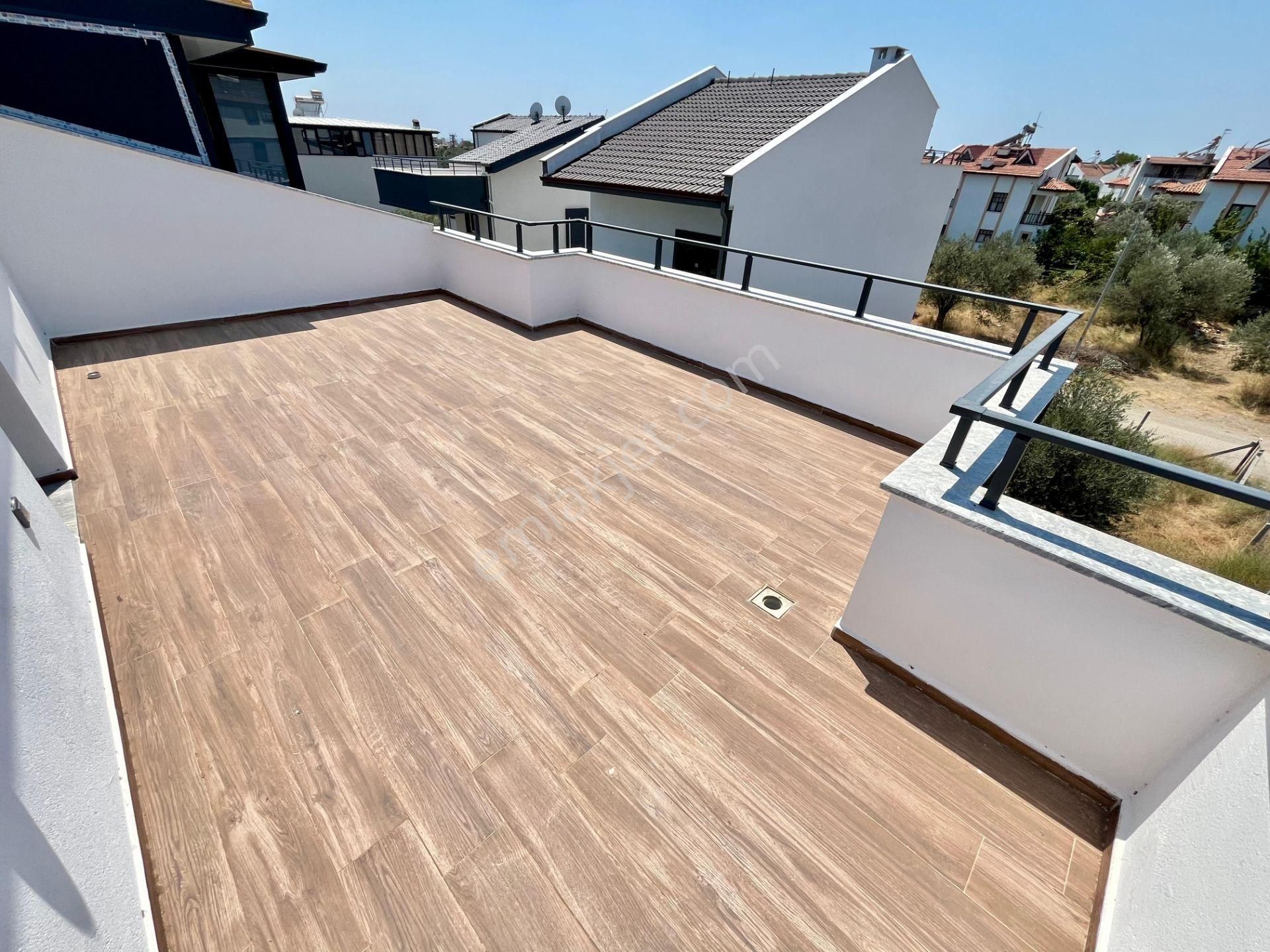 Sezgin Emlak'tan Güre'de 6+1 Deniz Manzaralı Satılık Lüx Triplex - Görsel 31