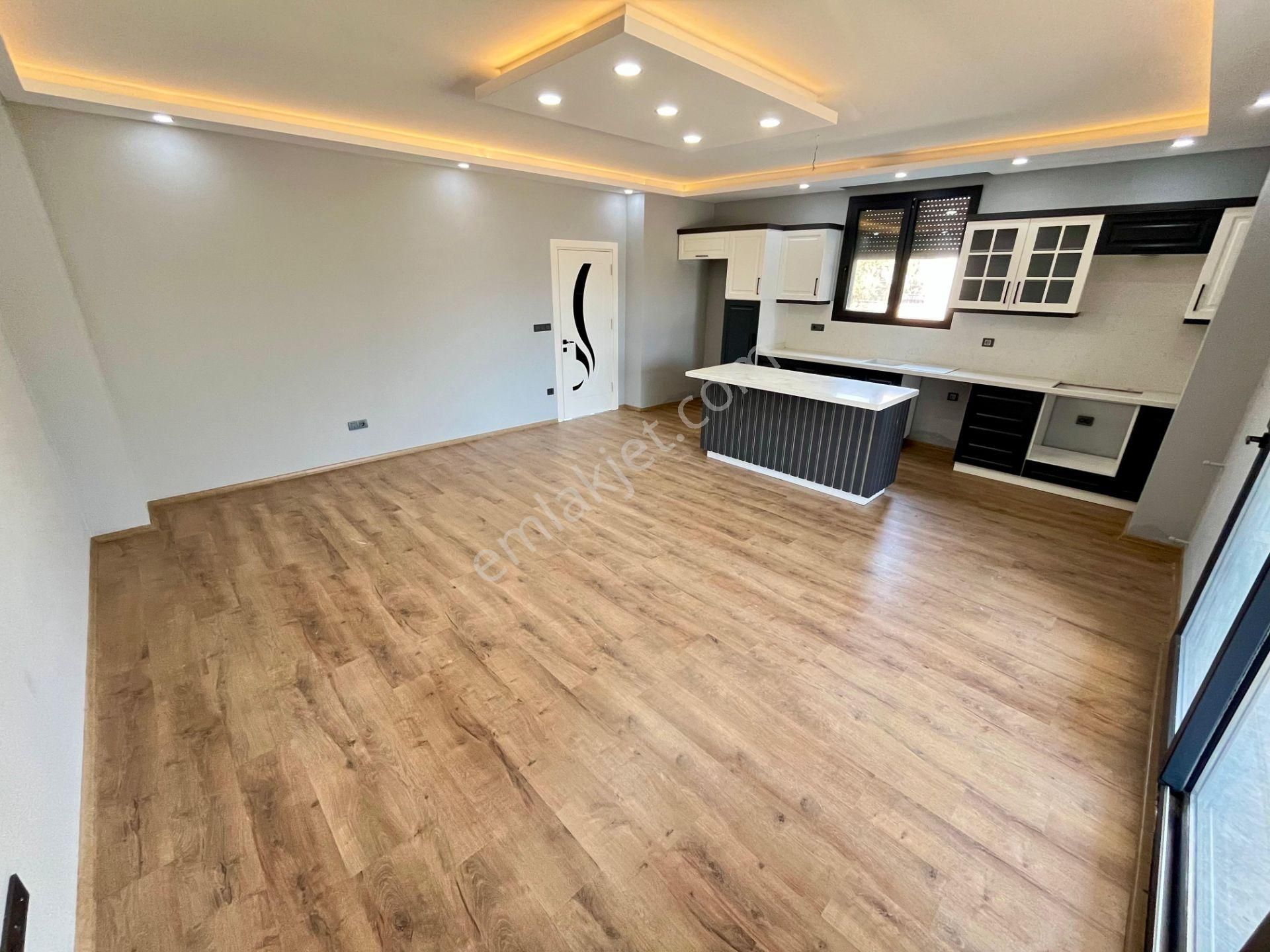 Sezgin Emlak'tan Güre'de 6+1 Deniz Manzaralı Satılık Lüx Triplex - Görsel 6