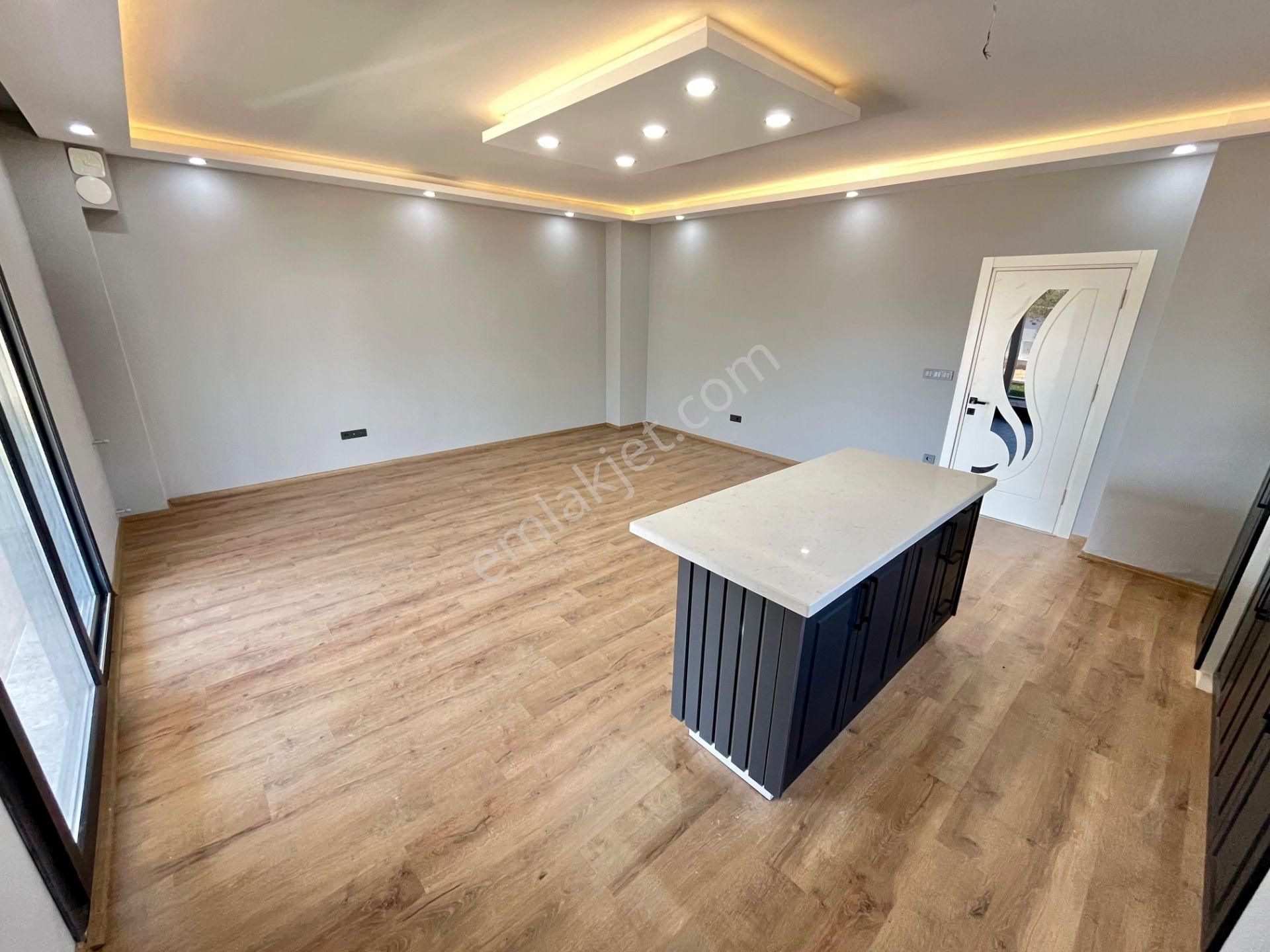 Sezgin Emlak'tan Güre'de 6+1 Deniz Manzaralı Satılık Lüx Triplex - Görsel 8