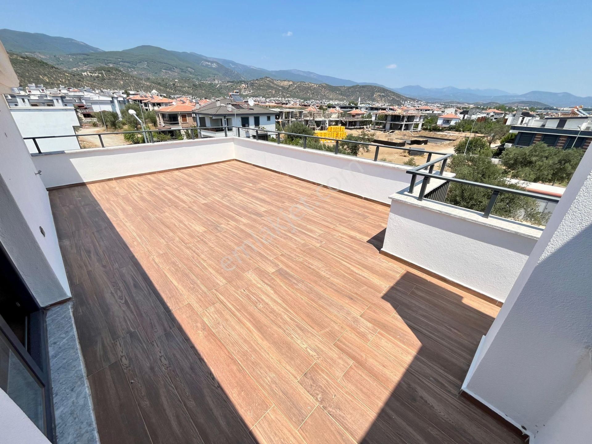 Sezgin Emlak'tan Güre'de 6+1 Deniz Manzaralı Satılık Lüx Triplex - Görsel 29