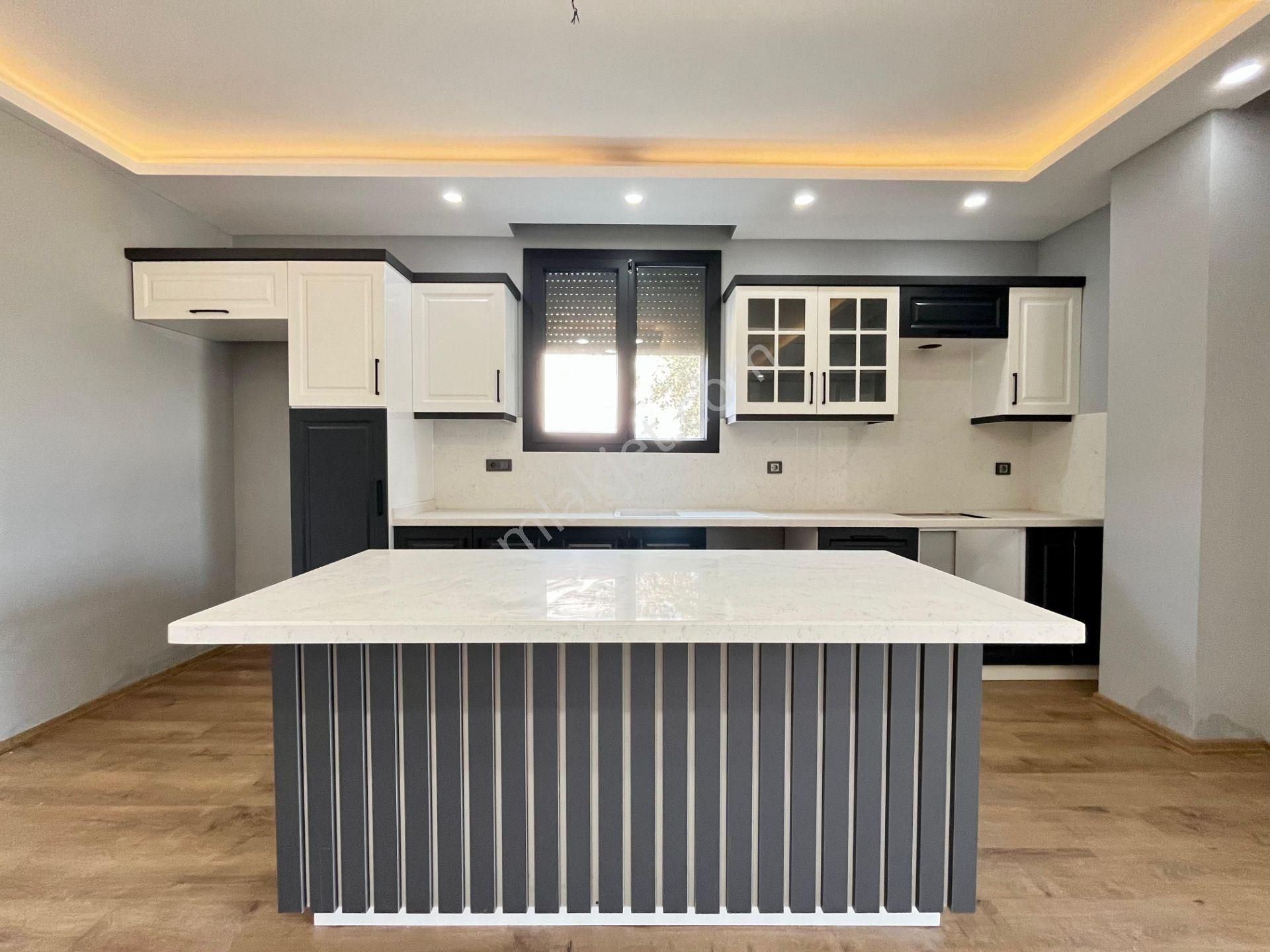 Sezgin Emlak'tan Güre'de 6+1 Deniz Manzaralı Satılık Lüx Triplex - Görsel 7