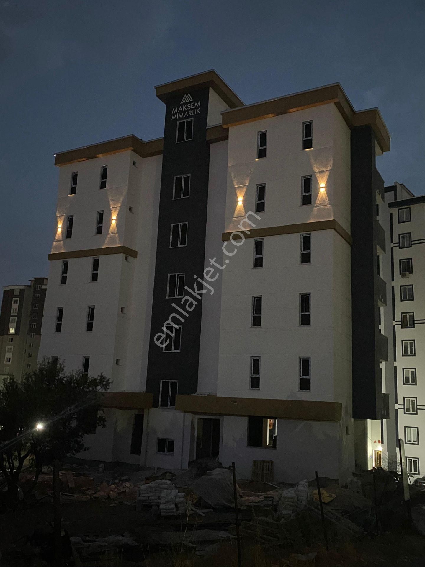 Merkezi Konumda Sıfır 2+1 Daire