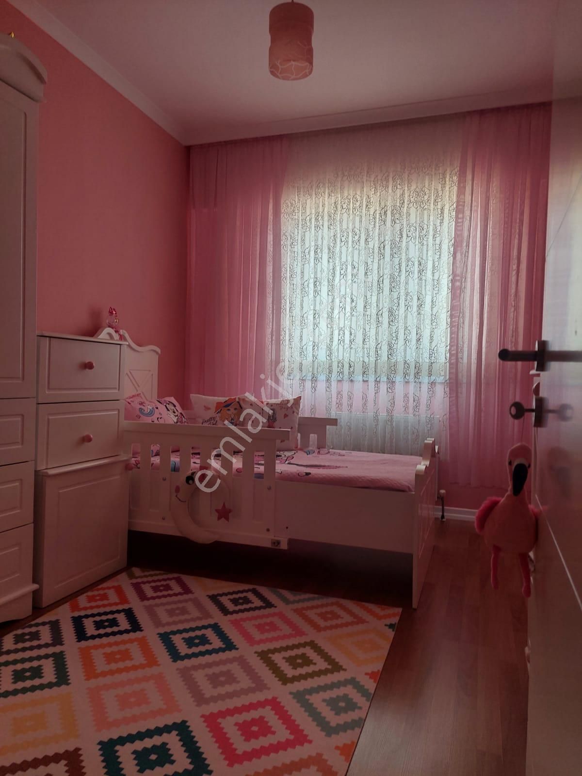 Fatih Sultan Mehmet Caddesinde Ebeveyn Banyolu 4+1 Satılık Daire - Görsel 20