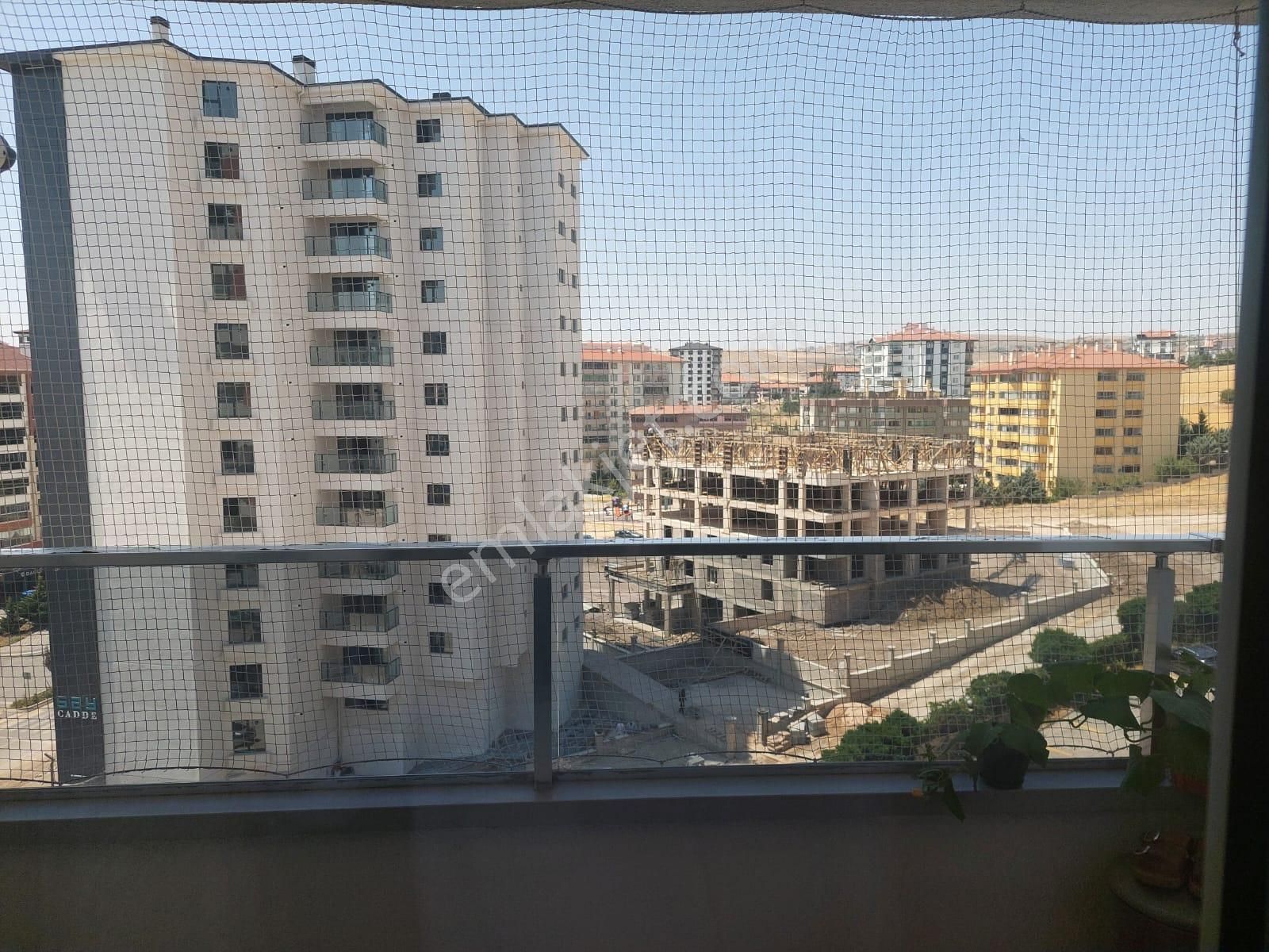 Fatih Sultan Mehmet Caddesinde Ebeveyn Banyolu 4+1 Satılık Daire - Görsel 32