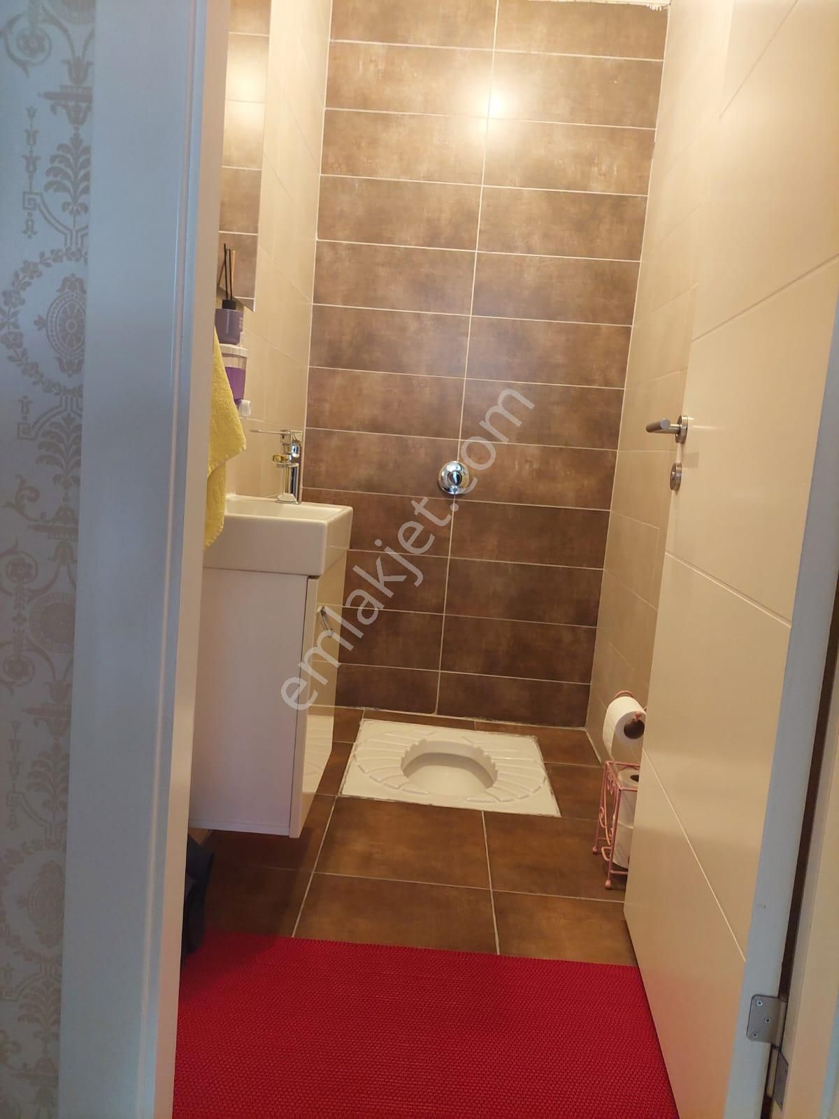 Fatih Sultan Mehmet Caddesinde Ebeveyn Banyolu 4+1 Satılık Daire - Görsel 10